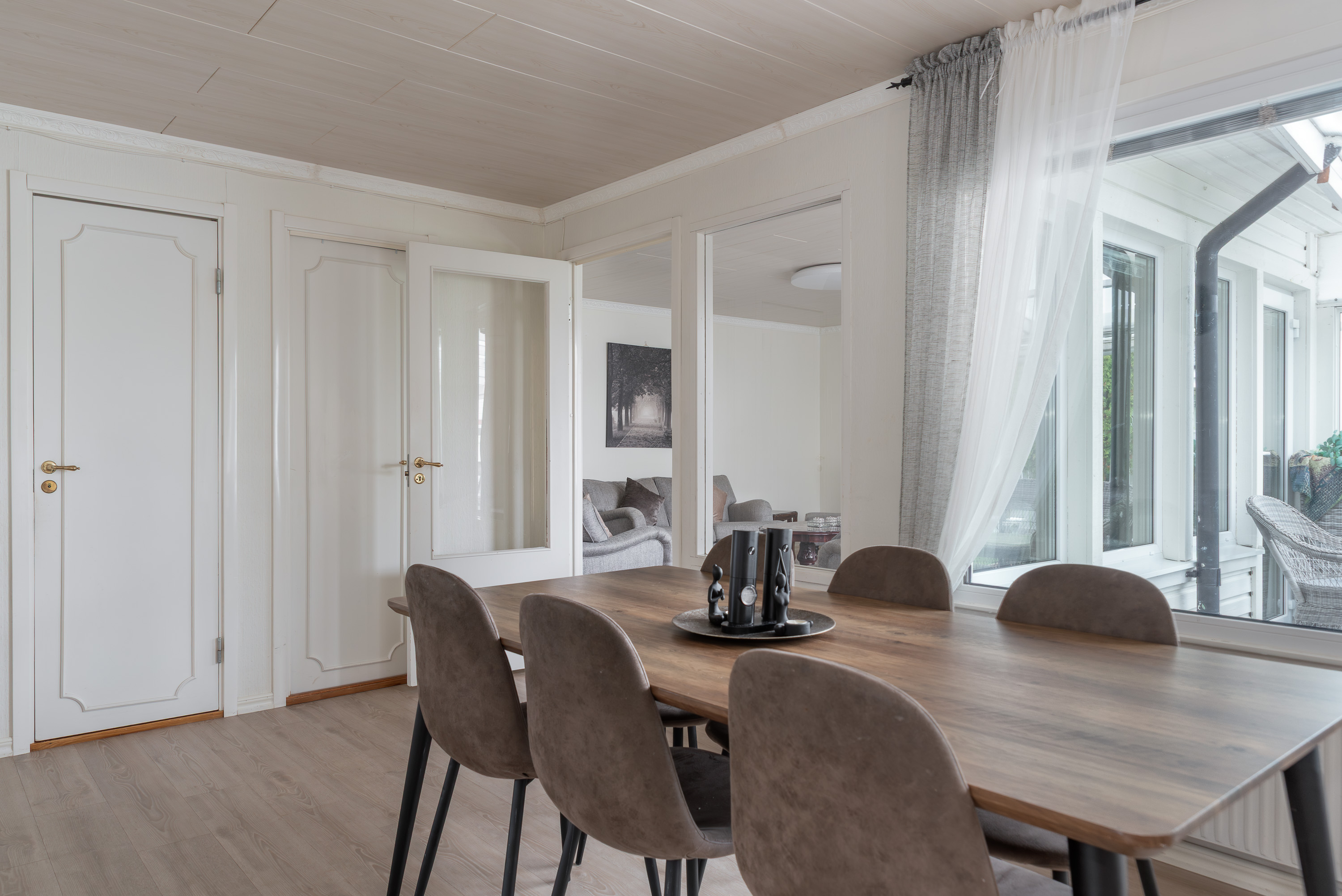 Bostadsbild från Bessemergatan 107, Såld i Bäckby, Västerås