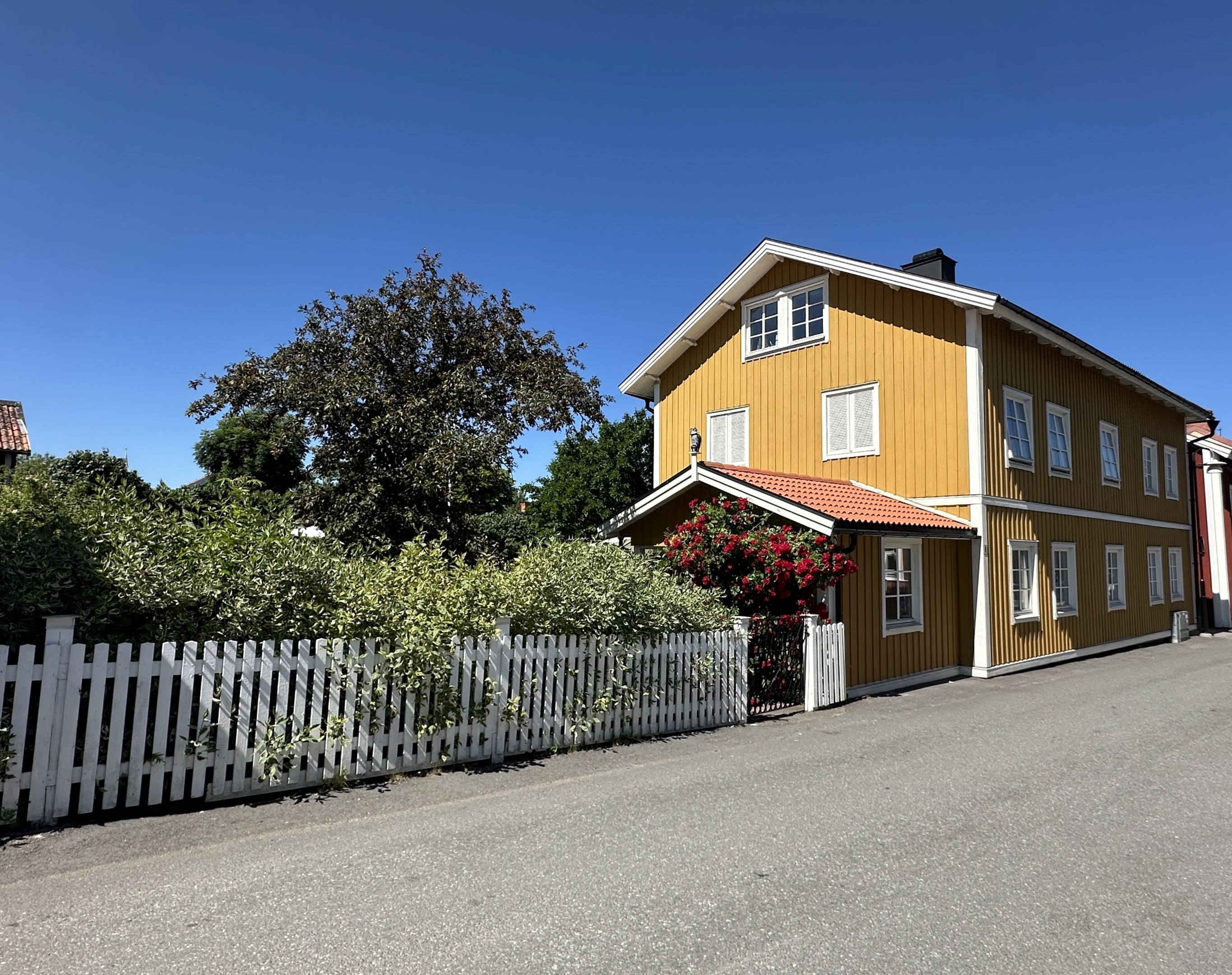 Bostadsbild från Telegrafgatan 6, Kommande i Öregrund, Östhammar