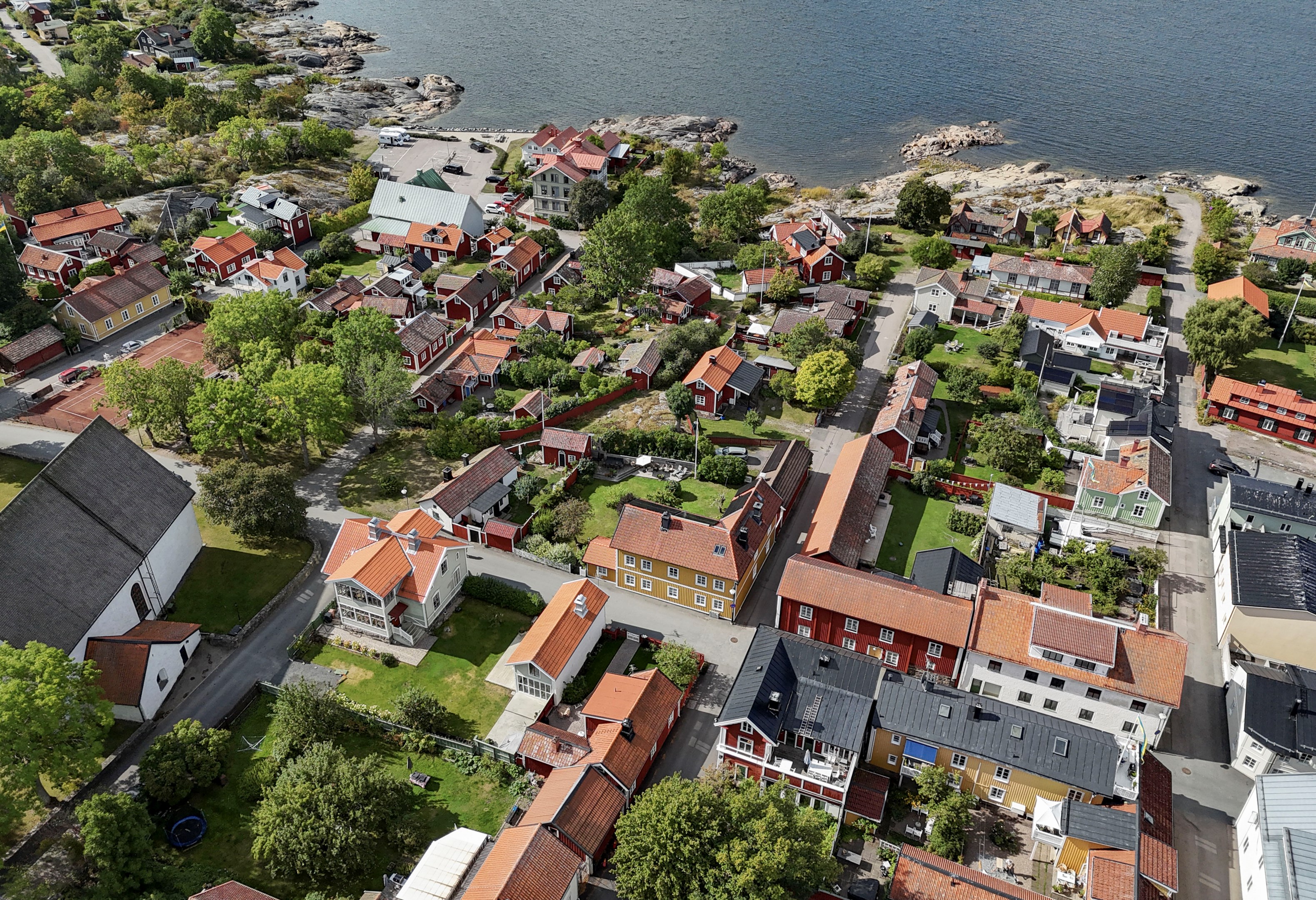 Bostadsbild från Telegrafgatan 6, Kommande i Öregrund, Östhammar