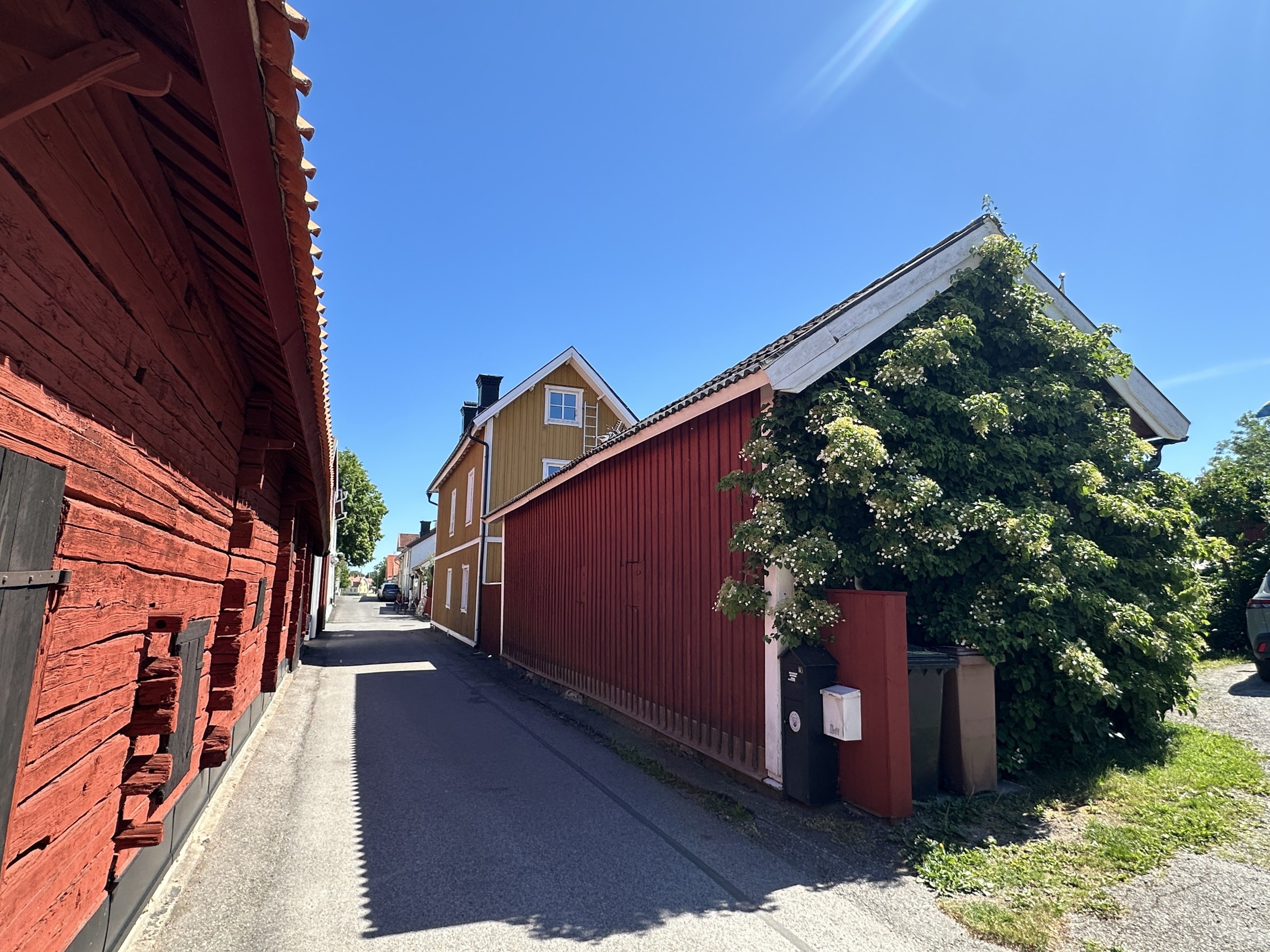 Bostadsbild från Telegrafgatan 6, Kommande i Öregrund, Östhammar