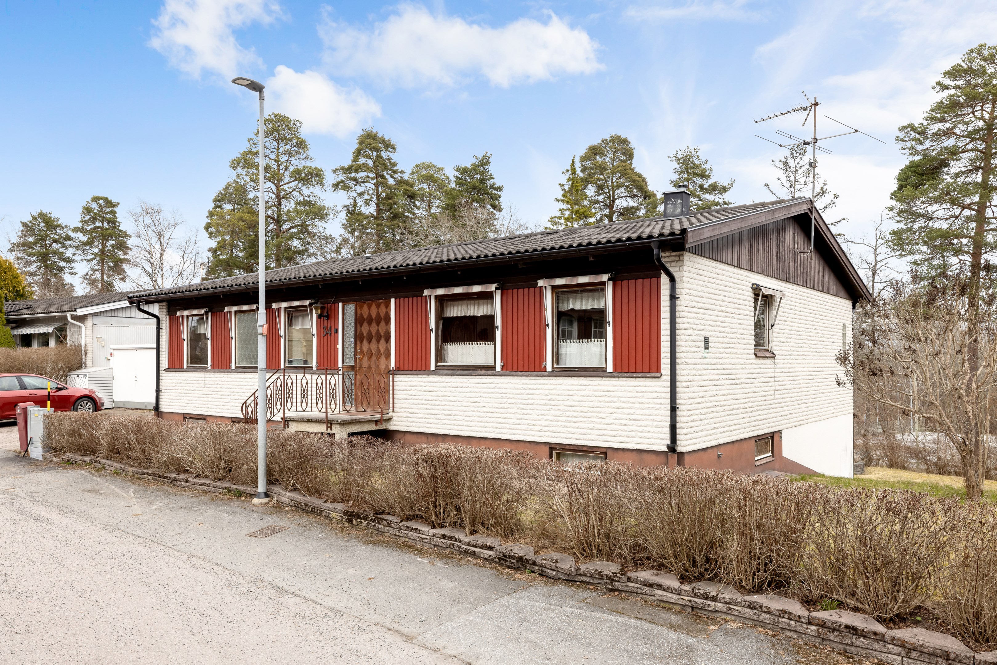 Bostadsbild från Vårbroddsvägen 34, Till salu i Knivsta, Knivsta