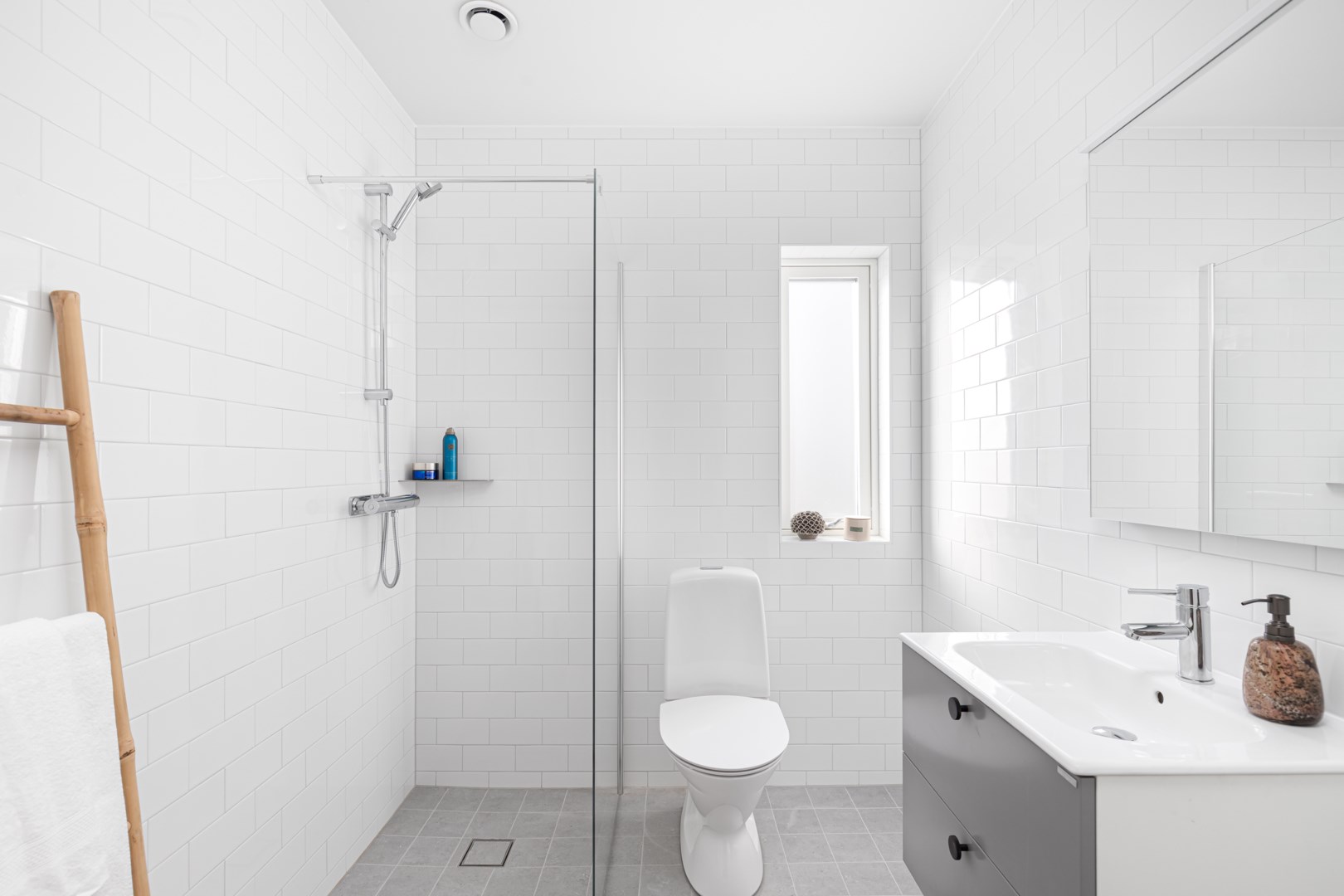 Bostadsbild från Västra Järnvägsgatan 21 C, Till salu i Svartbäcken, Uppsala