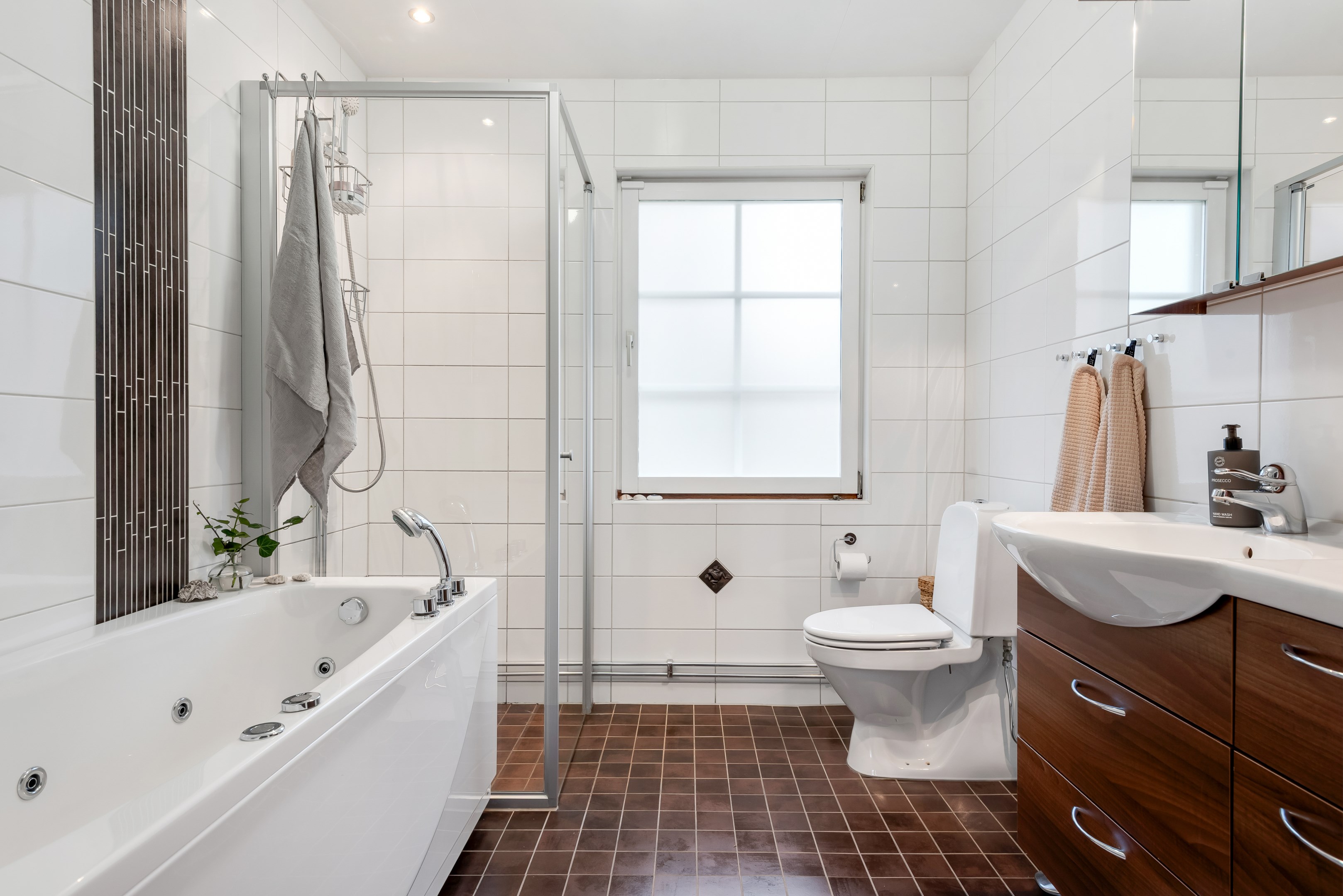 Bostadsbild från Vattgårdsvägen 36, Kommande i Storvreta, Uppsala