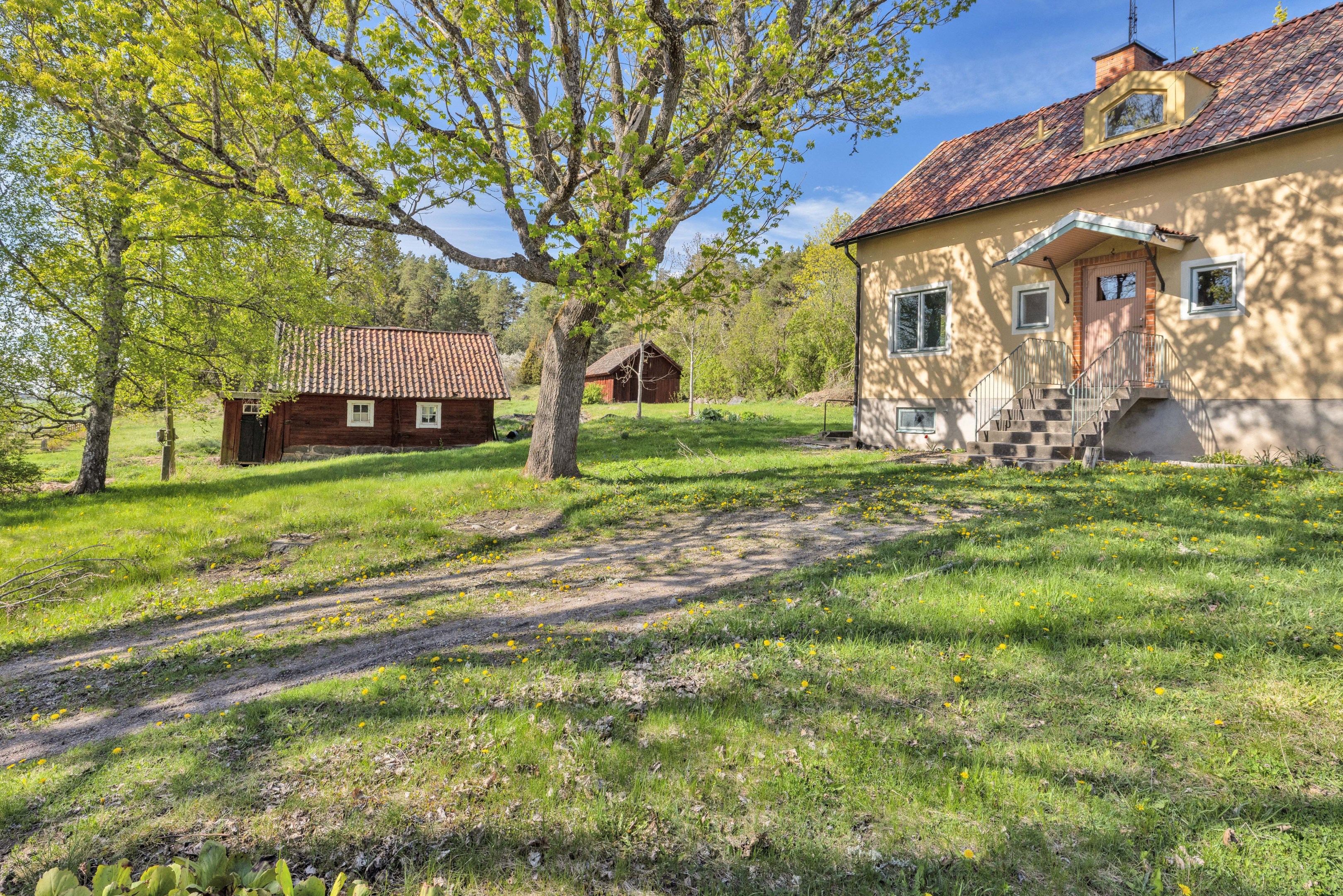 Bostadsbild från Väsby 33, Till salu i Väsby/Lagga, Knivsta