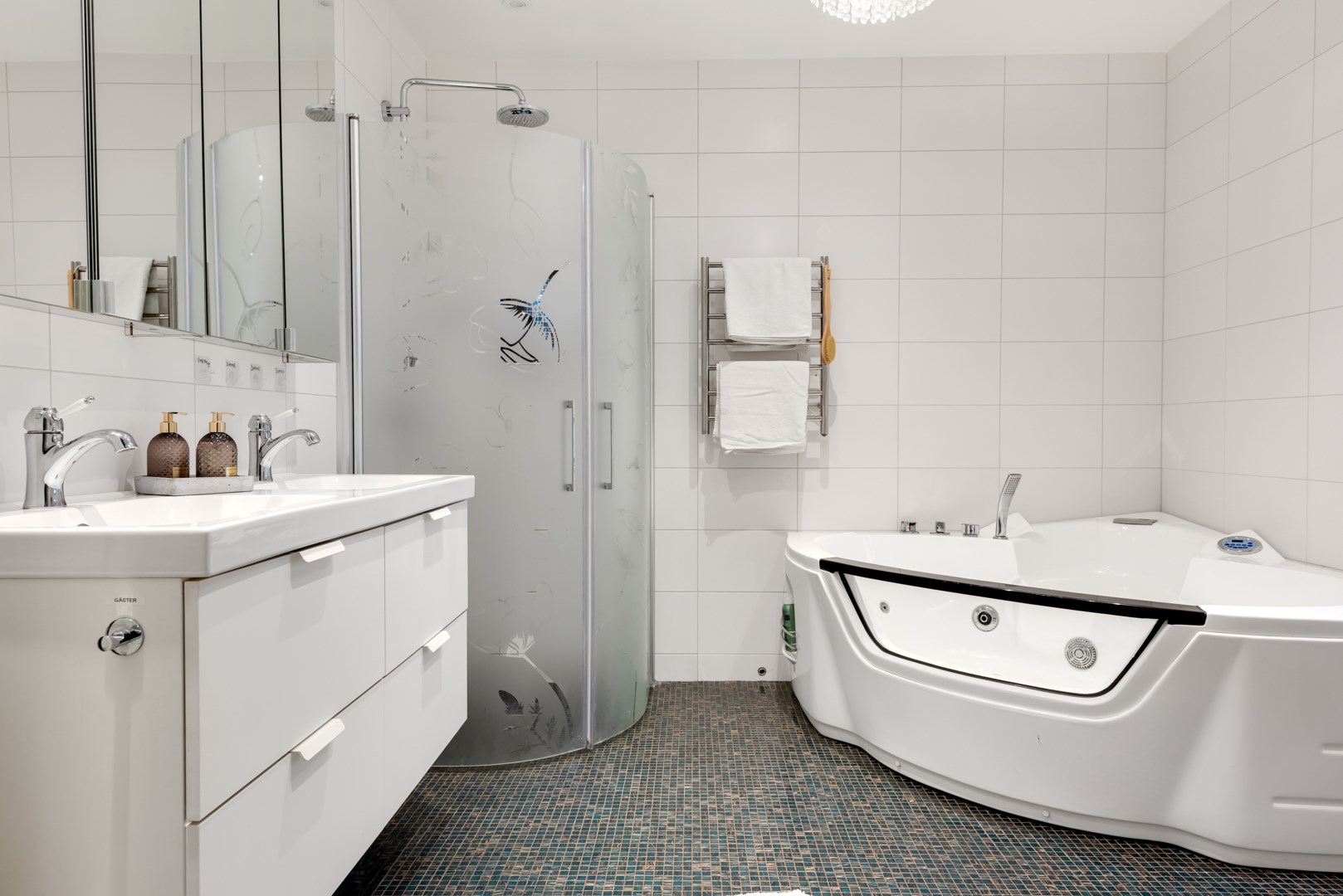 Bostadsbild från Mogatan 23, Till salu i Alsike, Knivsta