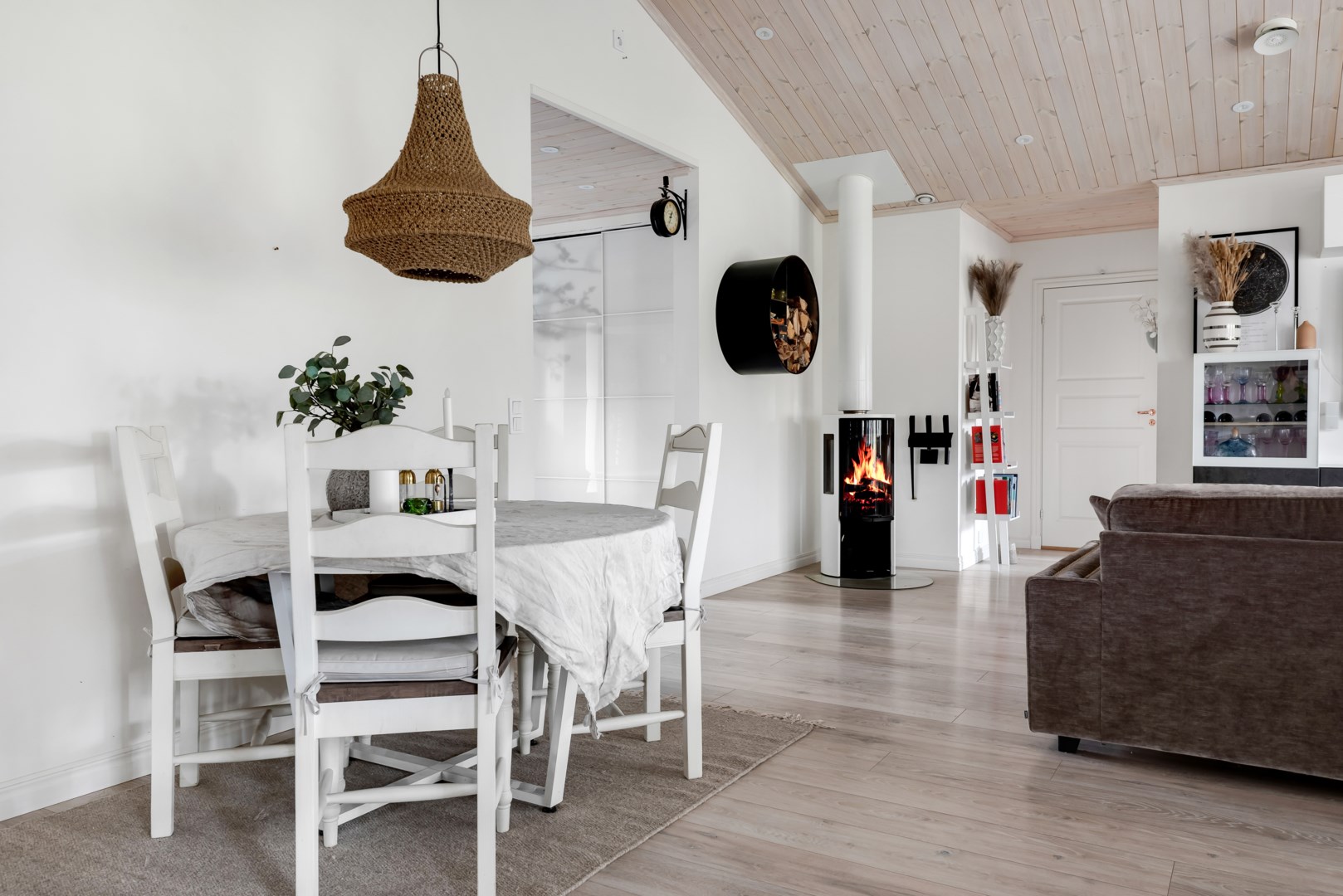 Bostadsbild från Mogatan 23, Till salu i Alsike, Knivsta