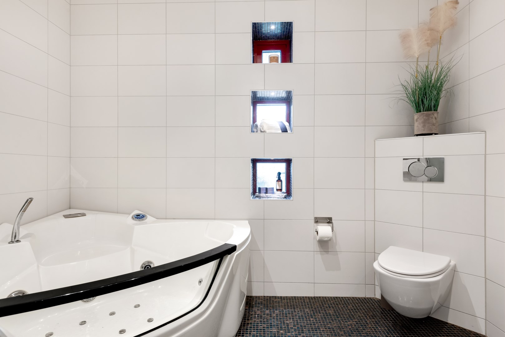 Bostadsbild från Mogatan 23, Till salu i Alsike, Knivsta