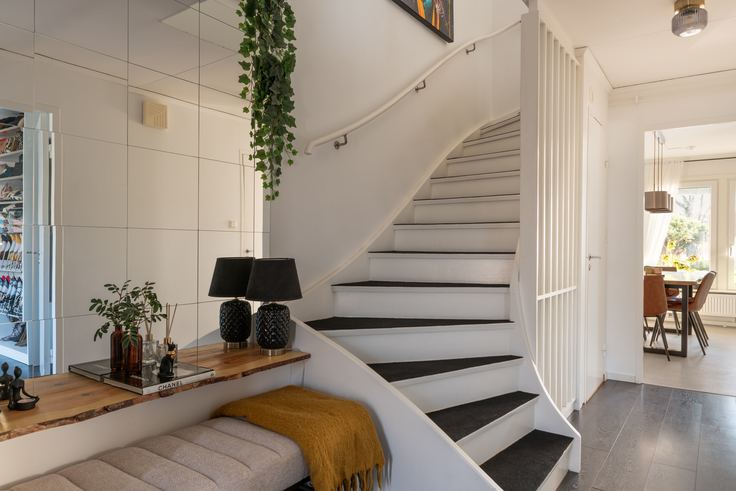 Bostadsbild från Liegatan 2, Till salu i Hammarby, Västerås