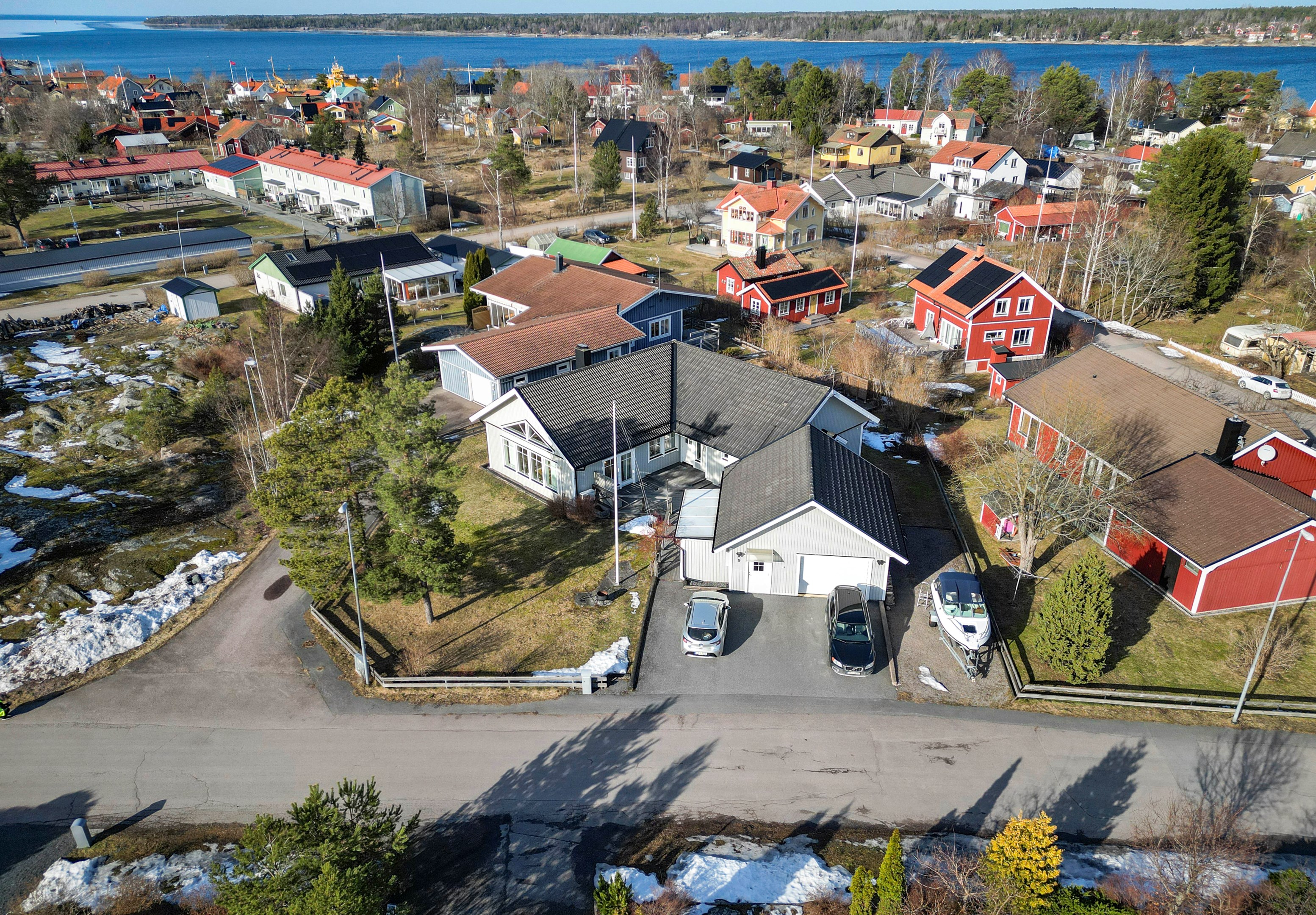 Bostadsbild från Gamla Slipvägen 5, Till salu i Öregrund, Östhammar