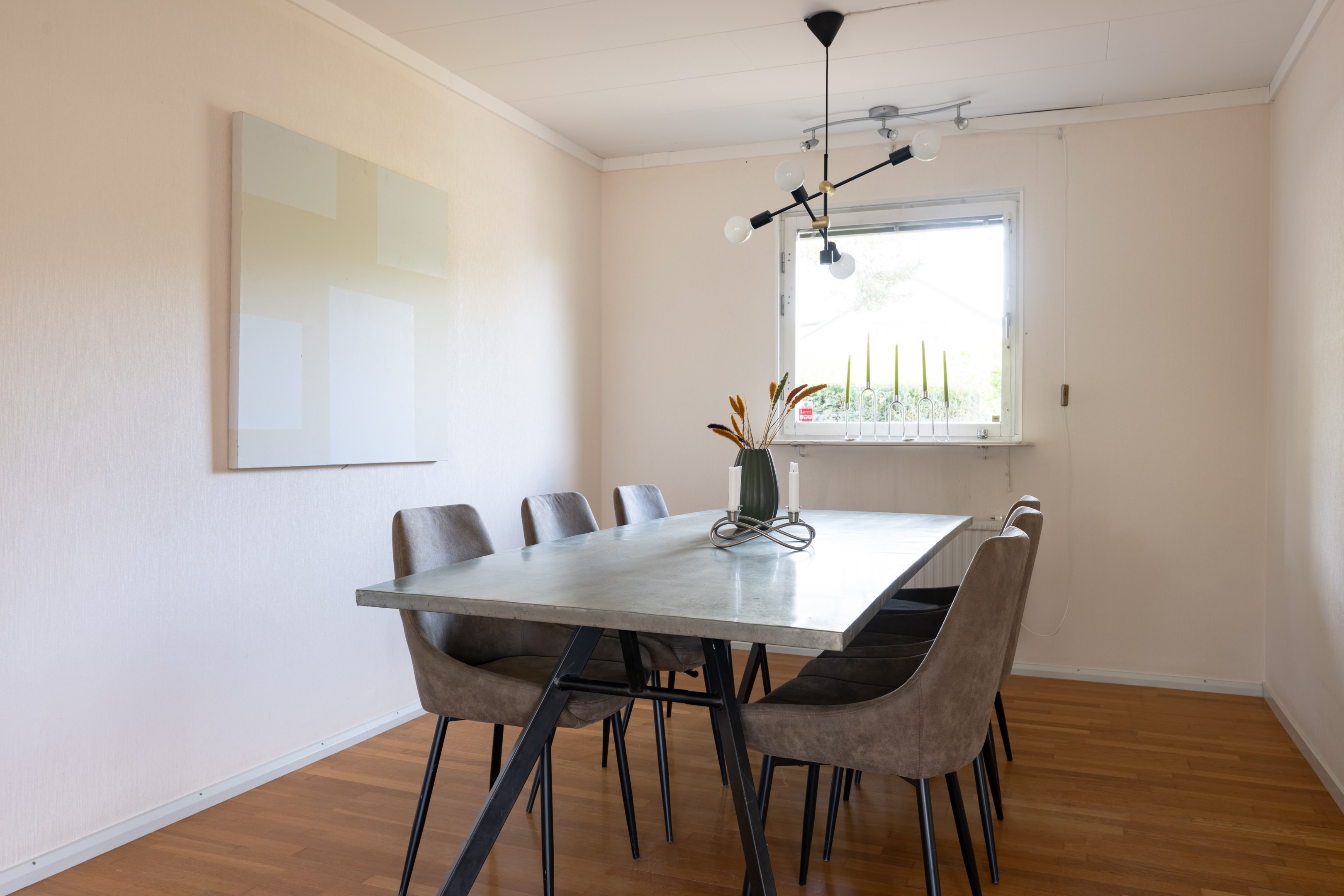 Bostadsbild från Gärdstuguvägen 26, Såld i Sollentuna - Landsnora, Sollentuna
