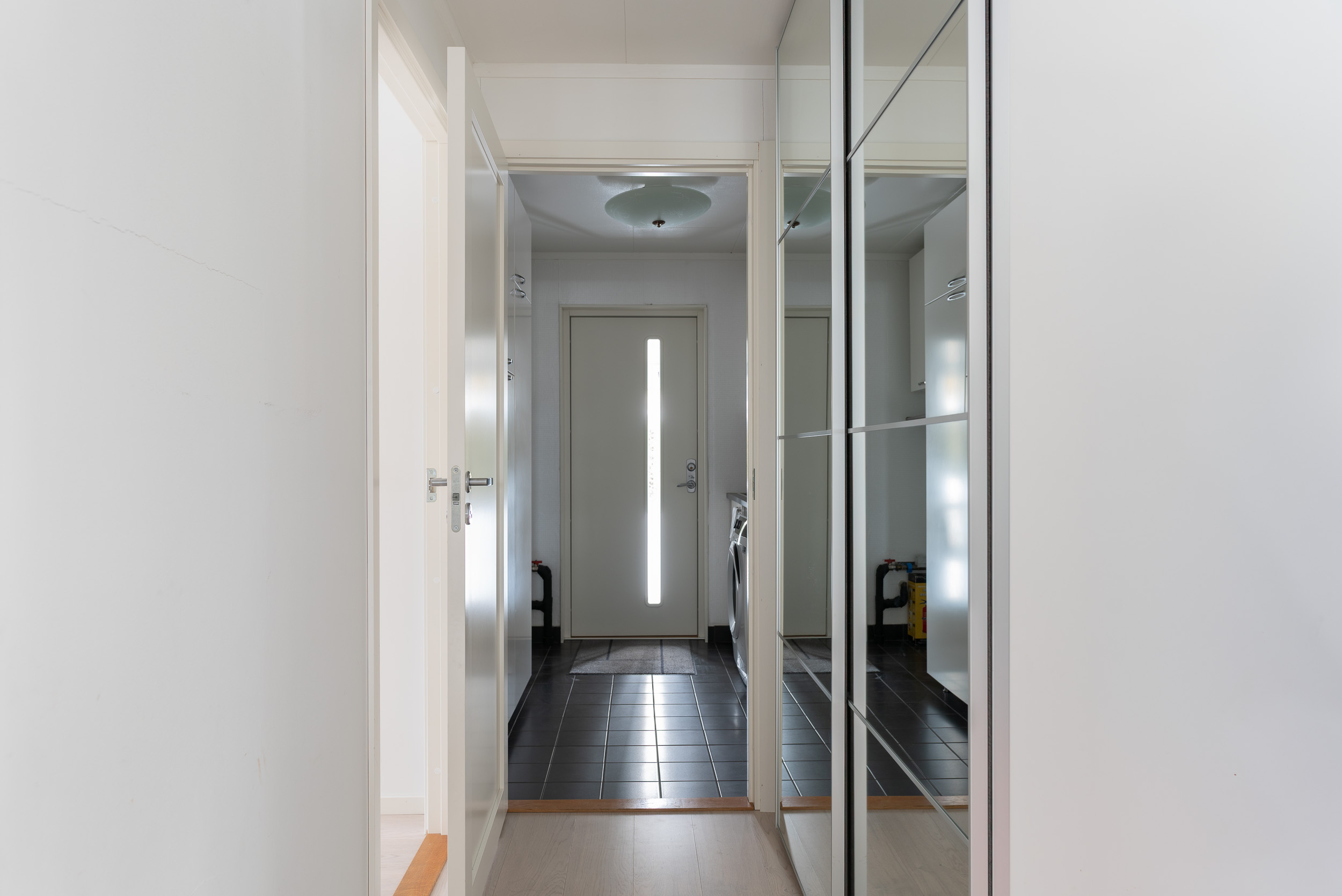 Bostadsbild från Källtorpsvägen 2, Kommande i Källtorp, Västerås