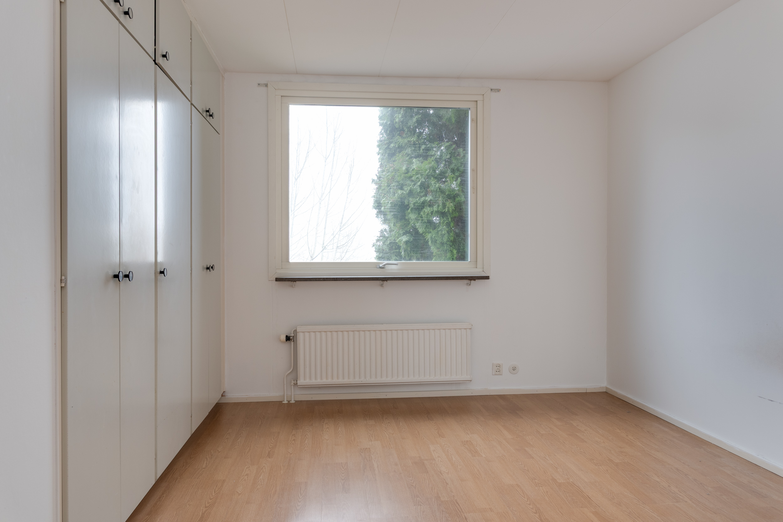 Bostadsbild från Stångjärnsgatan 1, Till salu i Bäckby, Västerås