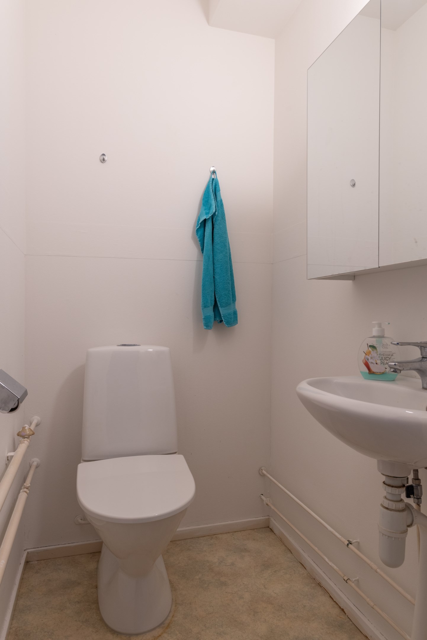 Bostadsbild från Stångjärnsgatan 1, Till salu i Bäckby, Västerås