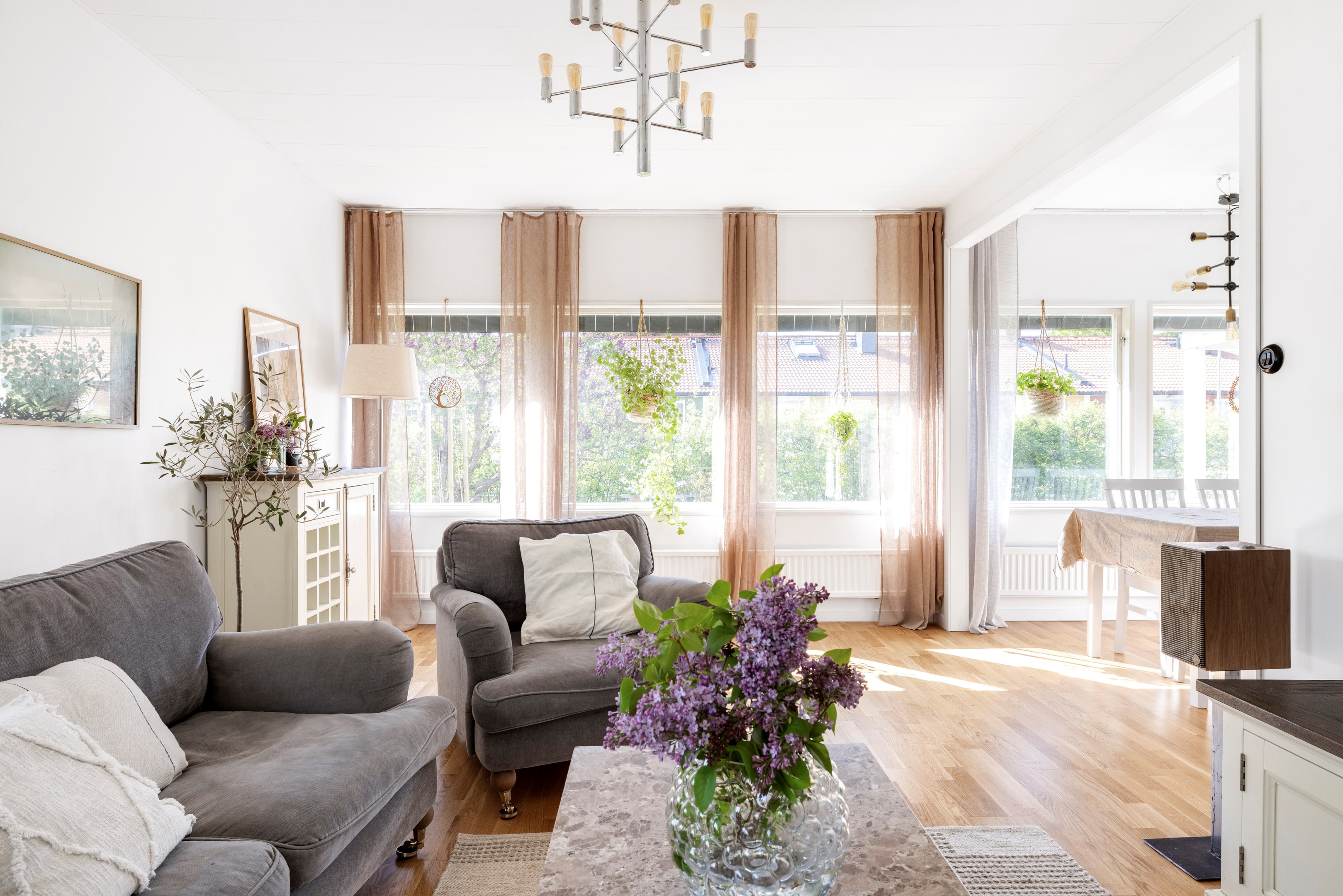 Bostadsbild från Mistelgatan 14, Såld i Johannesbäck, Uppsala