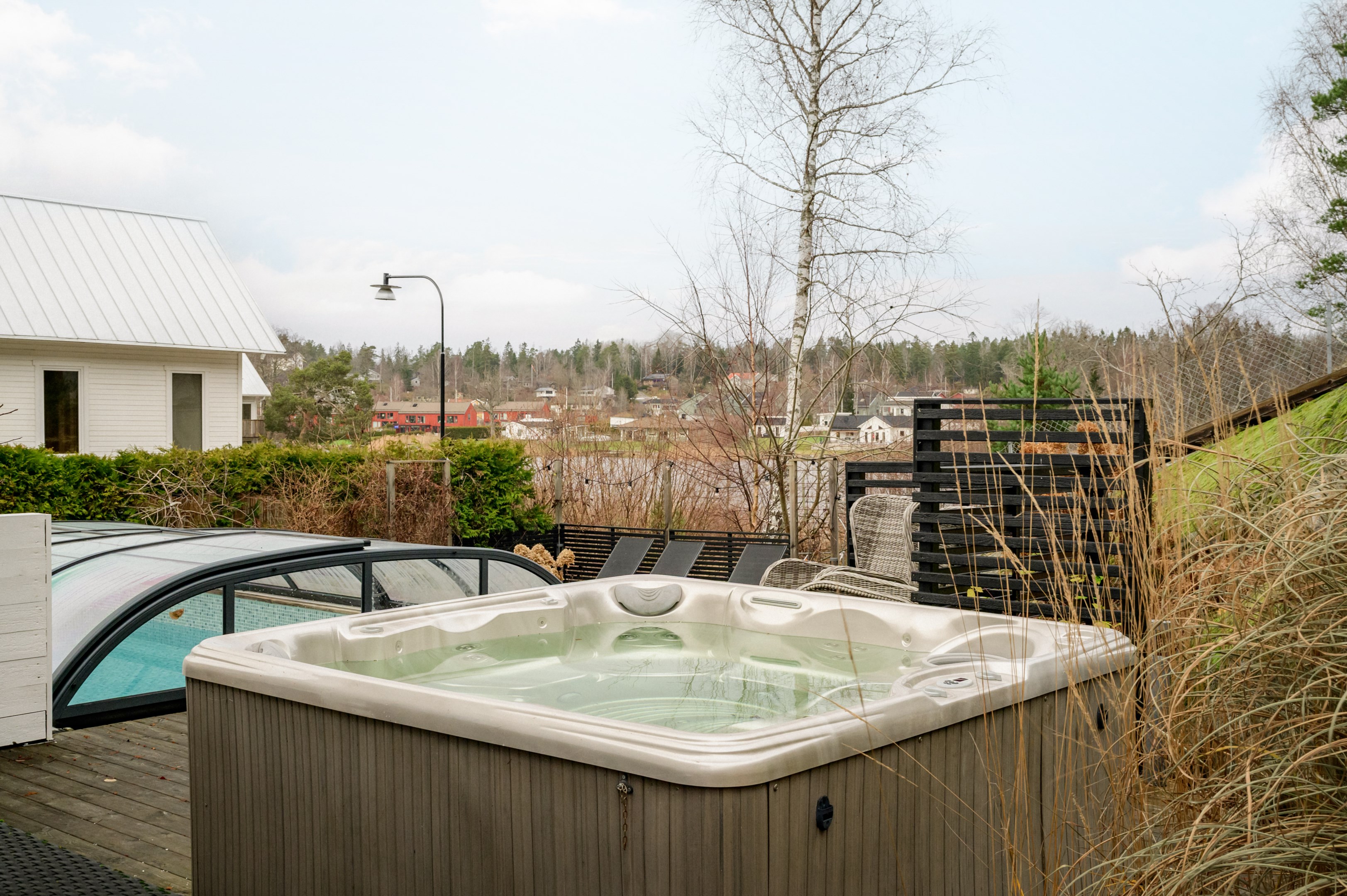 Bostadsbild från Smedsvägen 26, Till salu i Kolvik, Värmdö