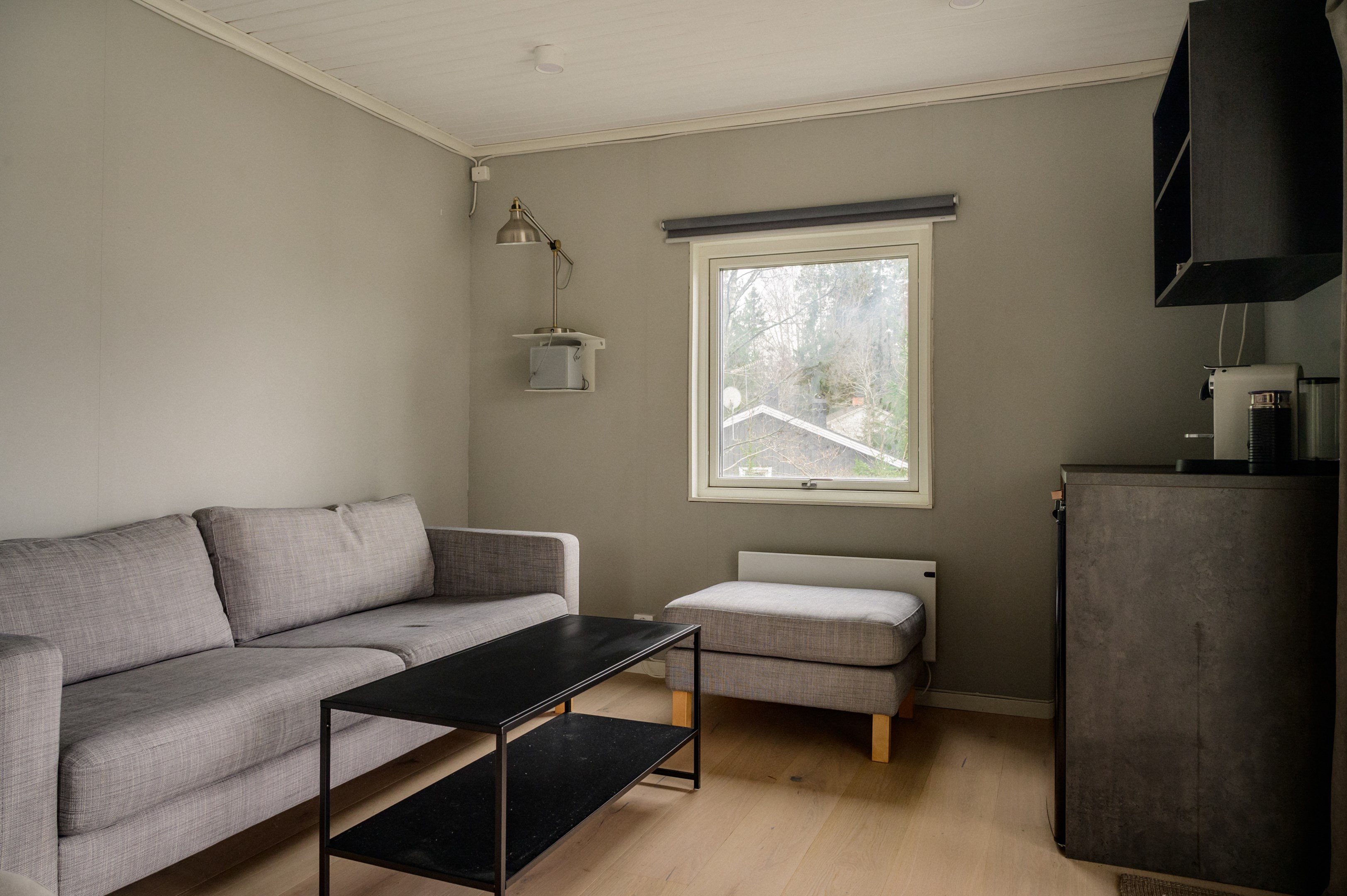 Bostadsbild från Smedsvägen 26, Till salu i Kolvik, Värmdö