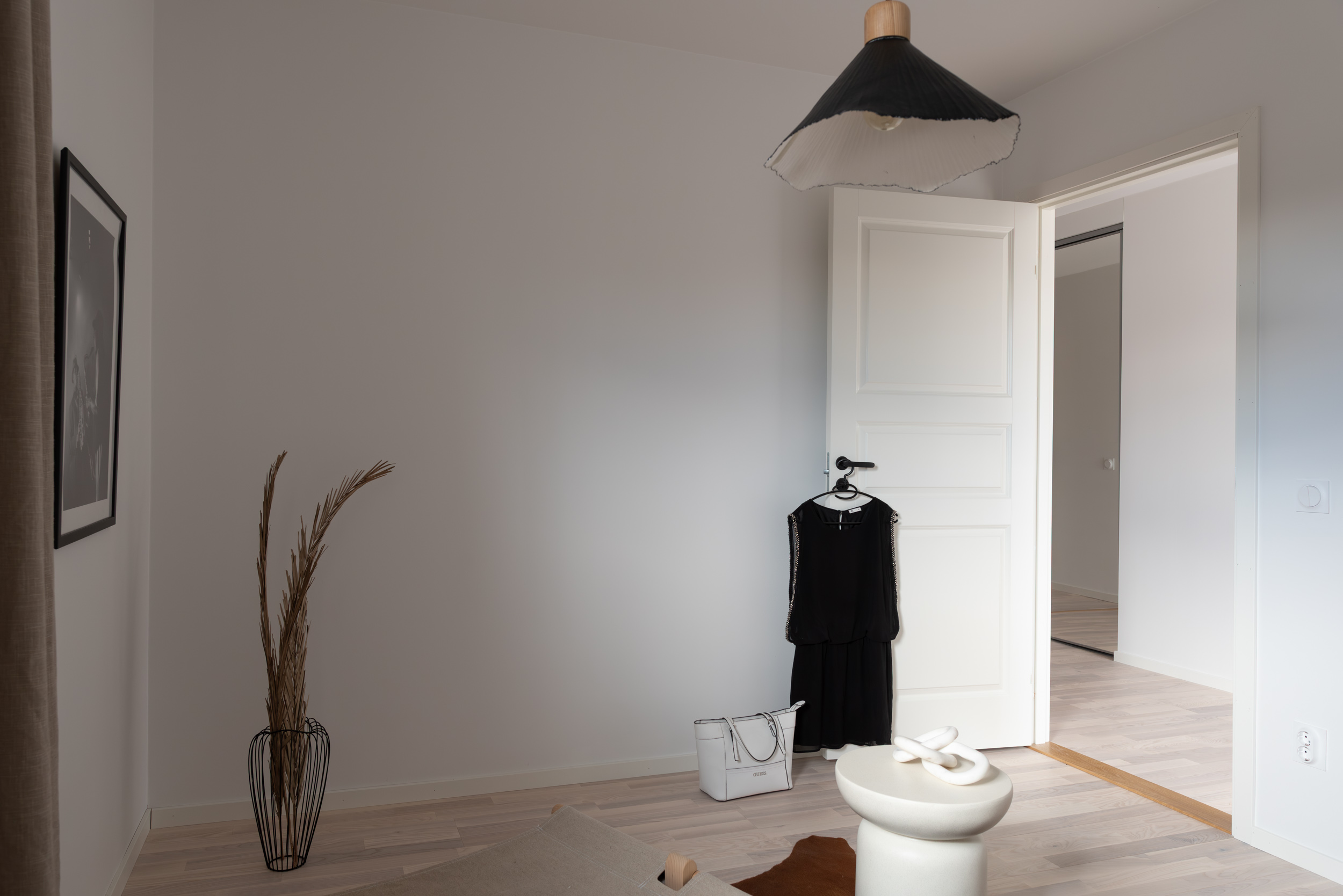 Bostadsbild från Aberga byväg 37, Till salu i Aberga, Västerås