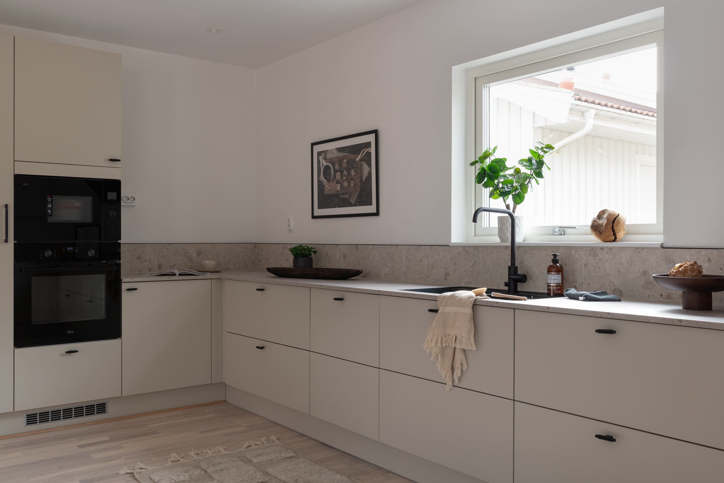 Bostadsbild från Aberga byväg 37, Till salu i Aberga, Västerås