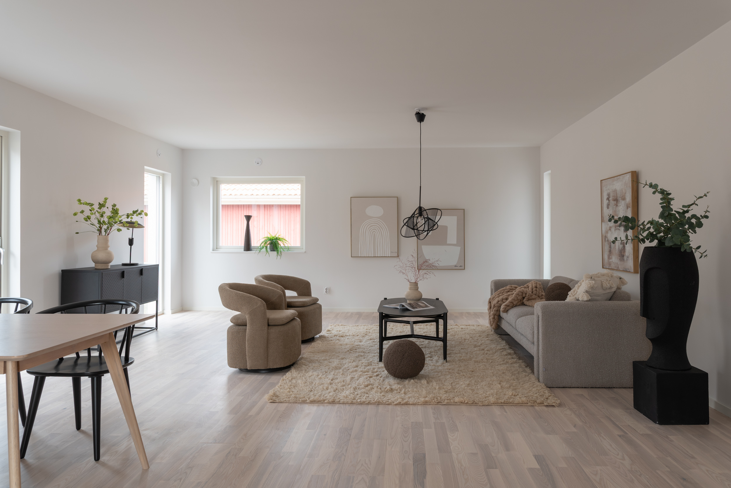 Bostadsbild från Aberga byväg 37, Till salu i Aberga, Västerås