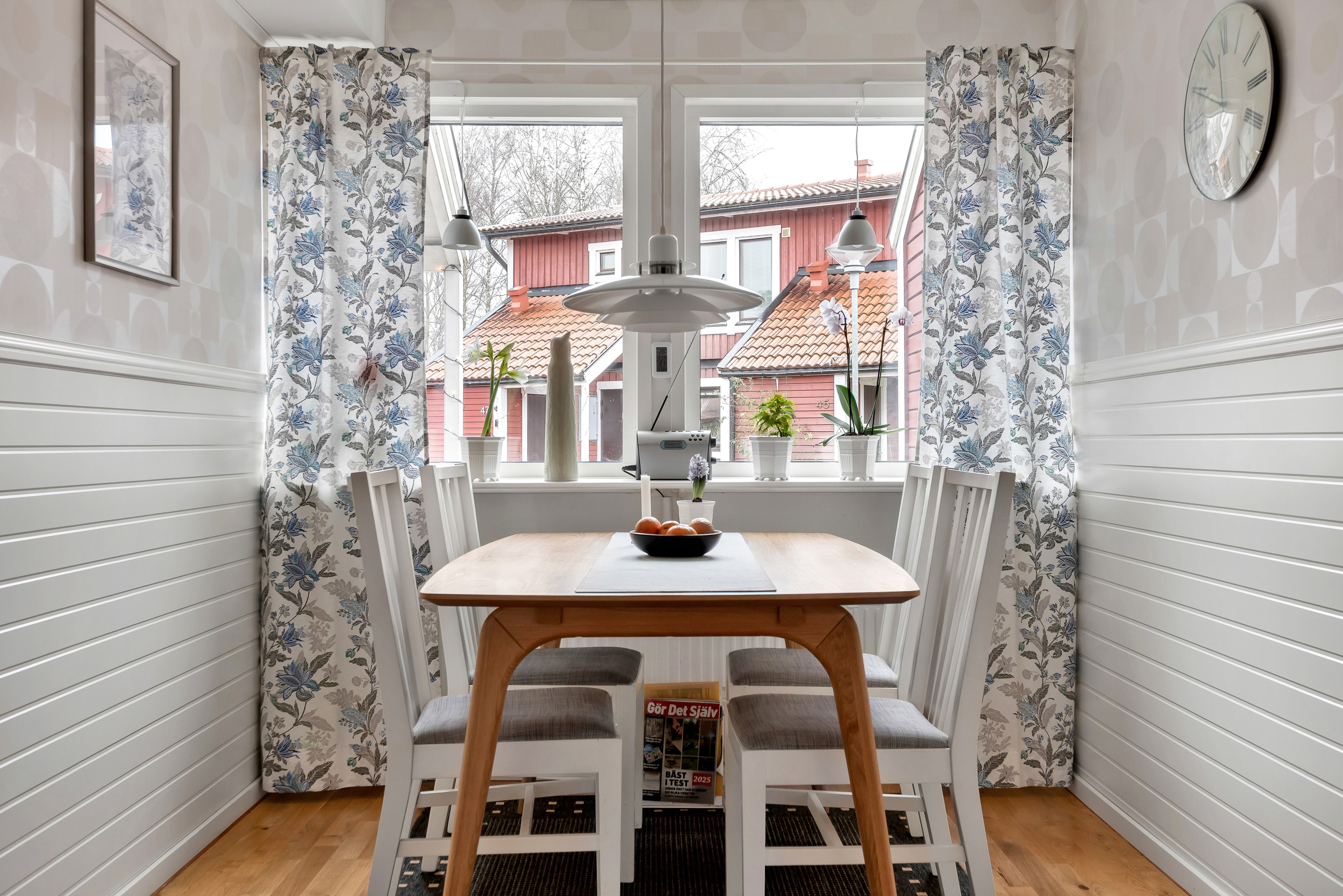 Bostadsbild från Månskensvägen 67, Såld i Storvreta, Uppsala