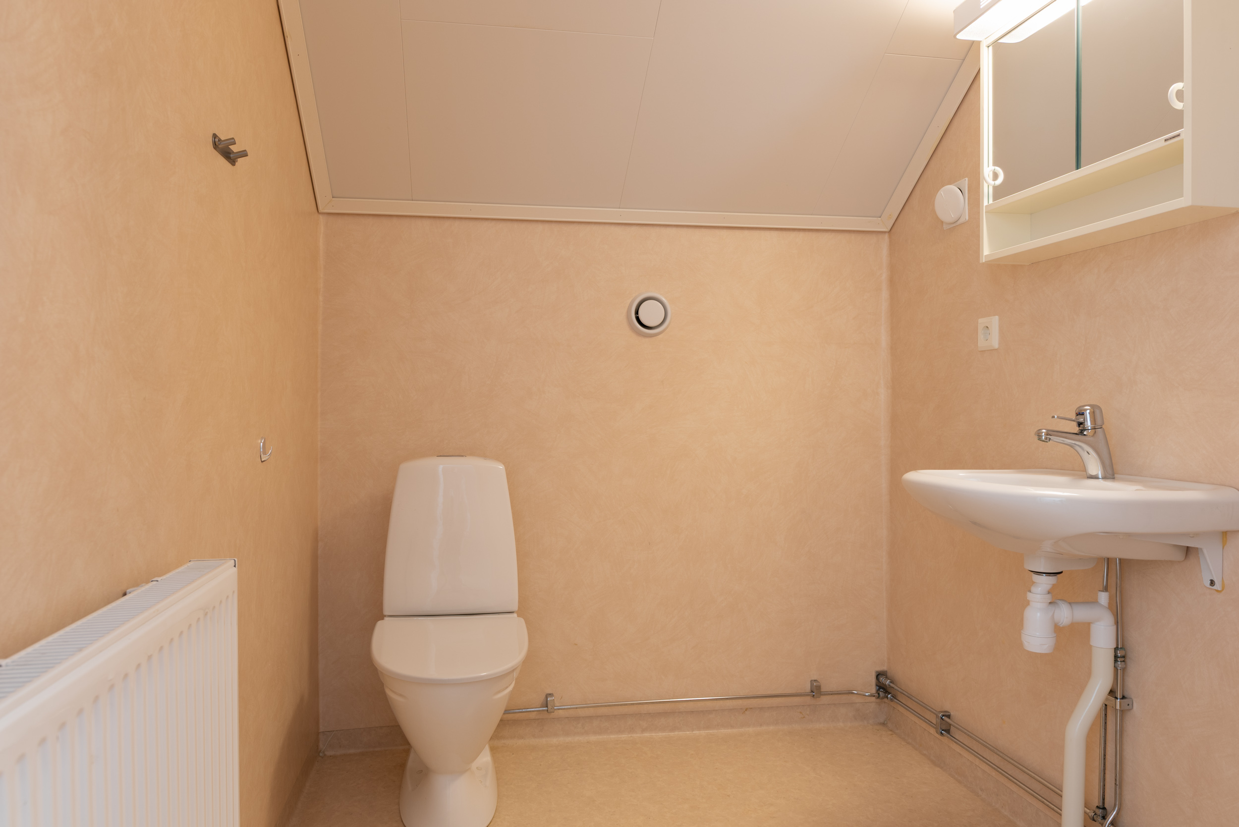 Bostadsbild från Strömsdal 1, Till salu i Ransta/Säterlund, Västerås