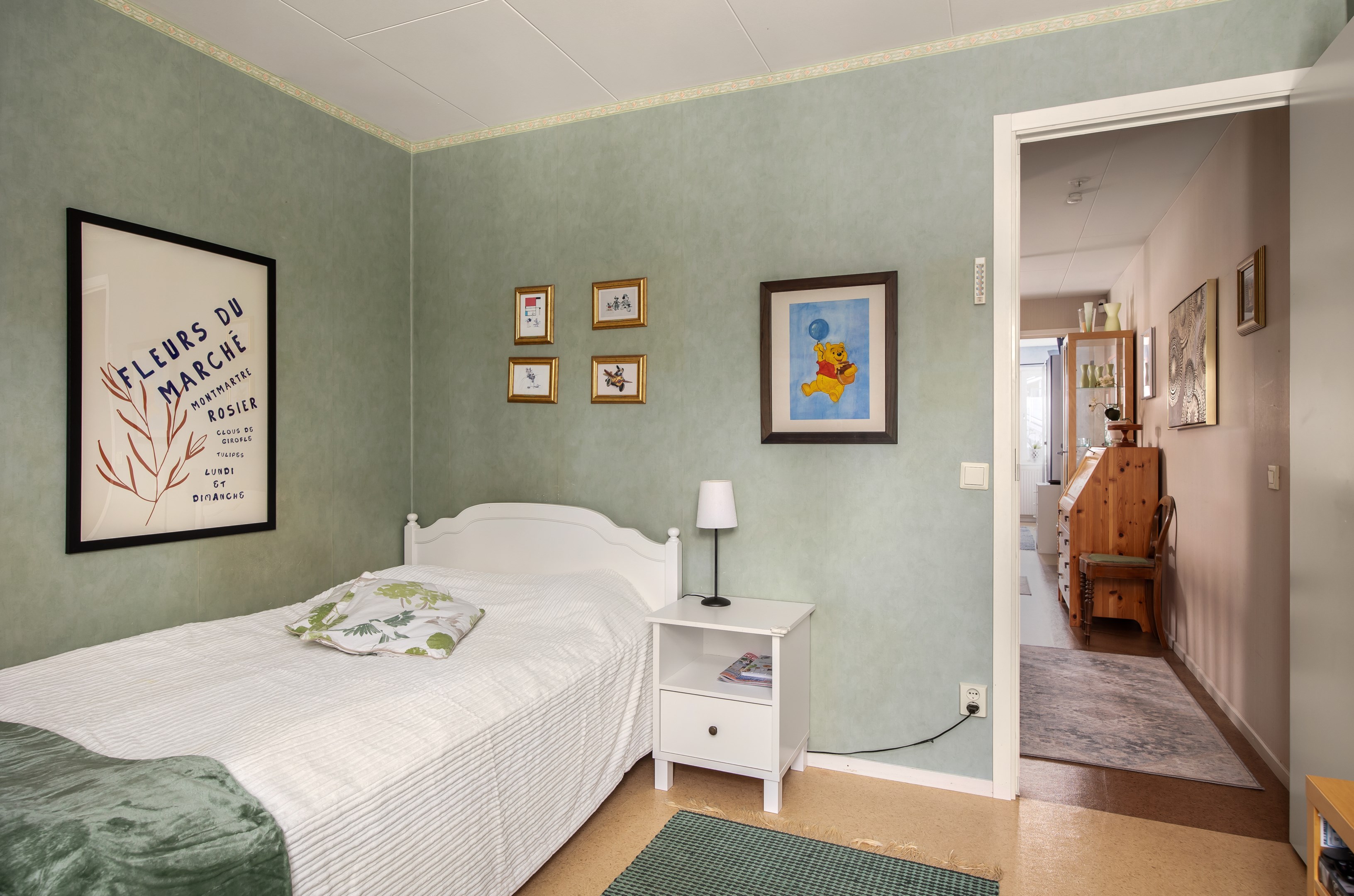 Bostadsbild från Revirvägen 33, Såld i Viby, Sollentuna