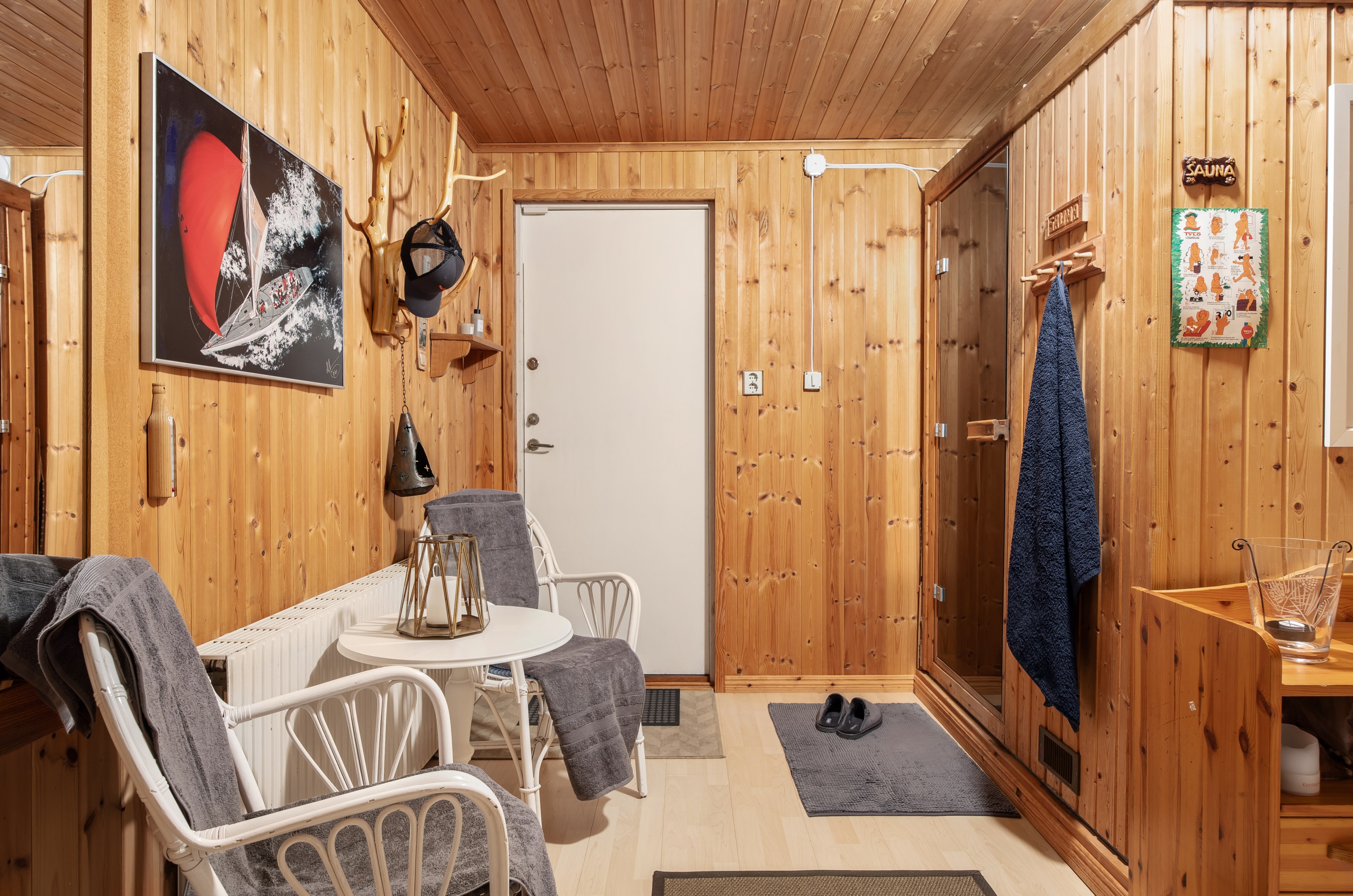 Bostadsbild från Revirvägen 33, Såld i Viby, Sollentuna