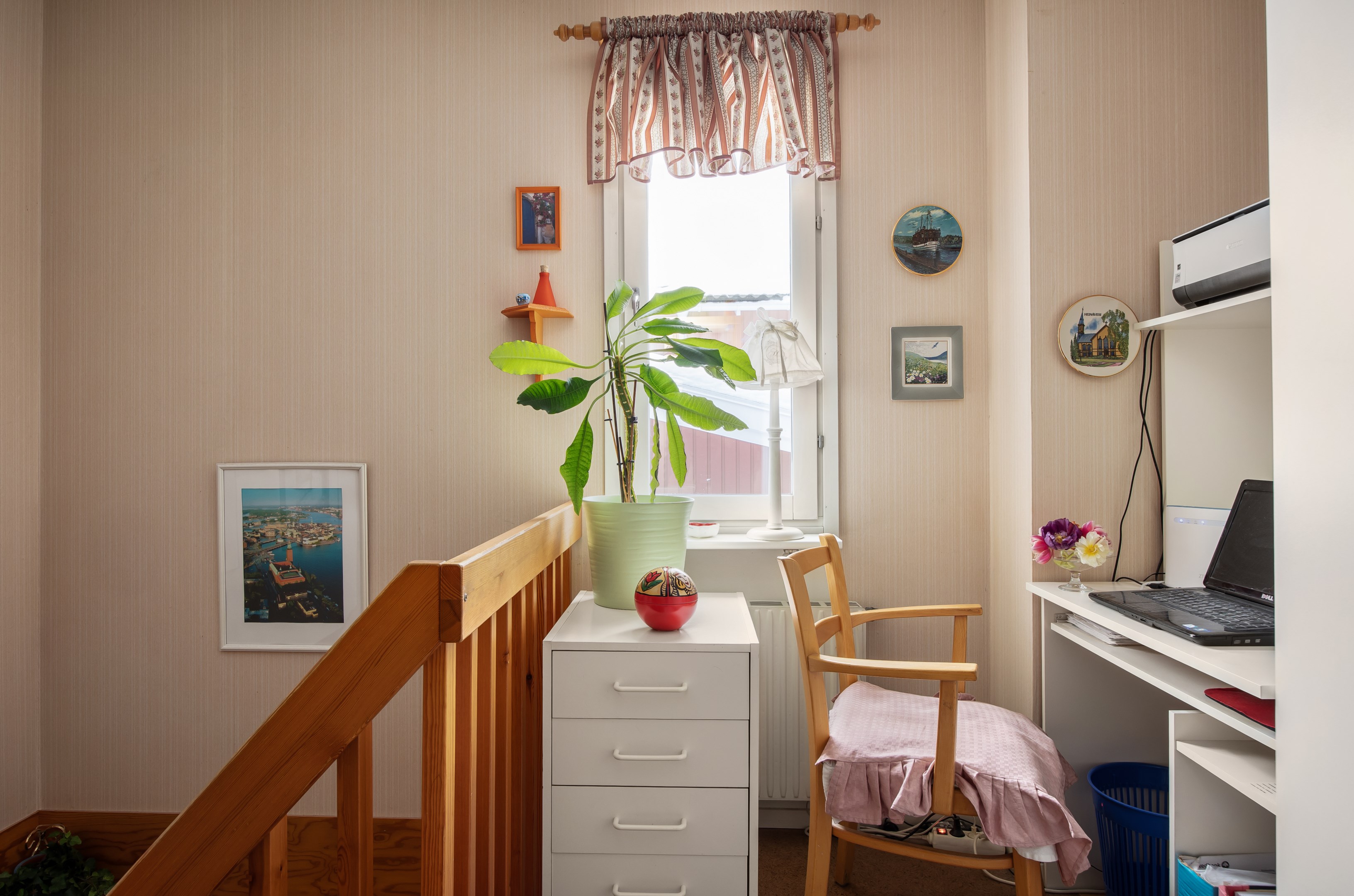 Bostadsbild från Revirvägen 33, Såld i Viby, Sollentuna