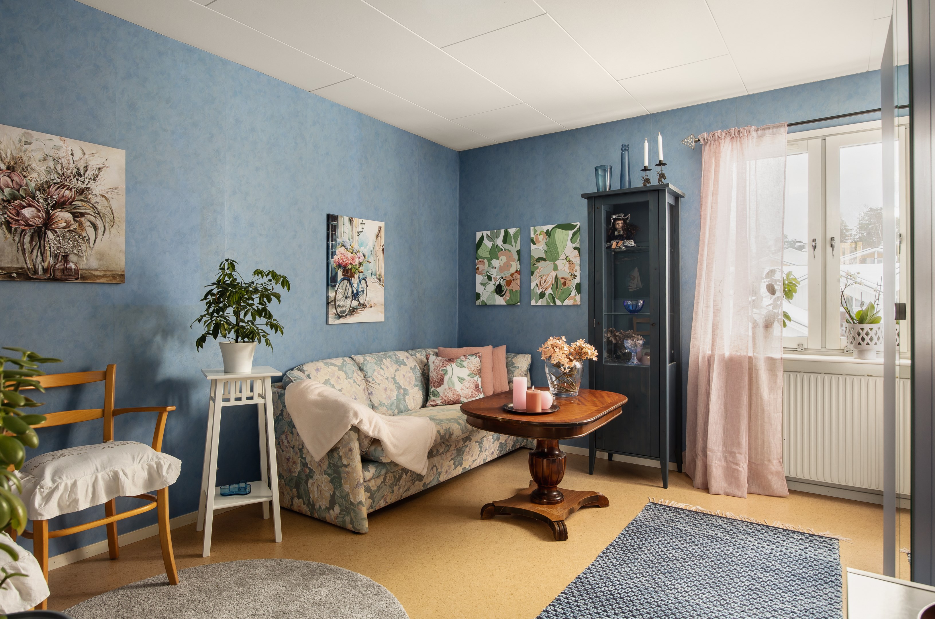 Bostadsbild från Revirvägen 33, Såld i Viby, Sollentuna