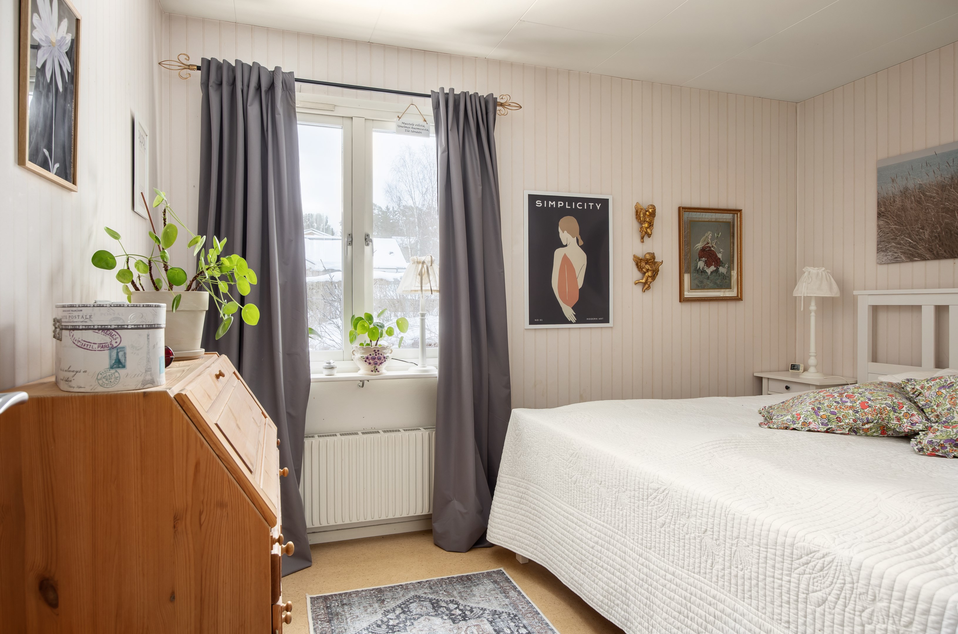 Bostadsbild från Revirvägen 33, Såld i Viby, Sollentuna