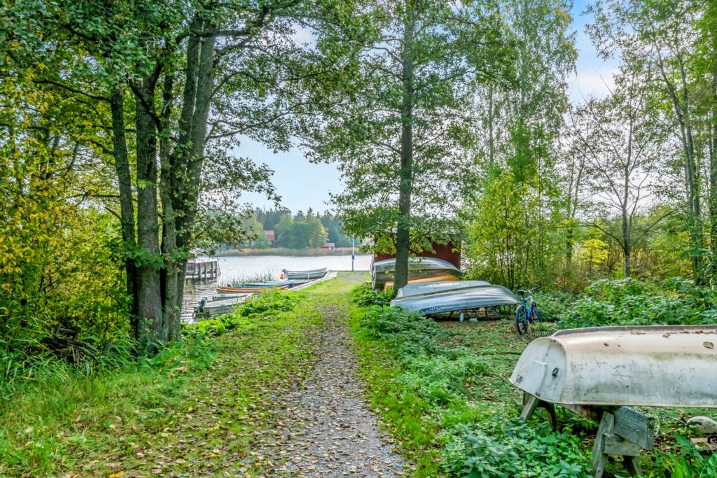 Allmänna båtplatser vid bryggan