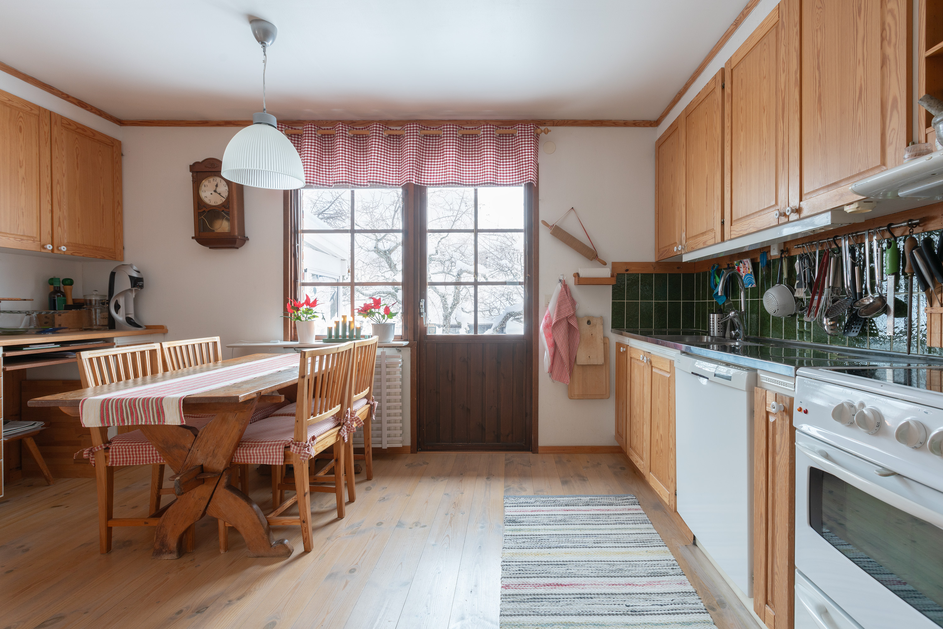 Bostadsbild från Trädgårdstorpsvägen 22, Kommande i Tullinge Parkhem, Botkyrka