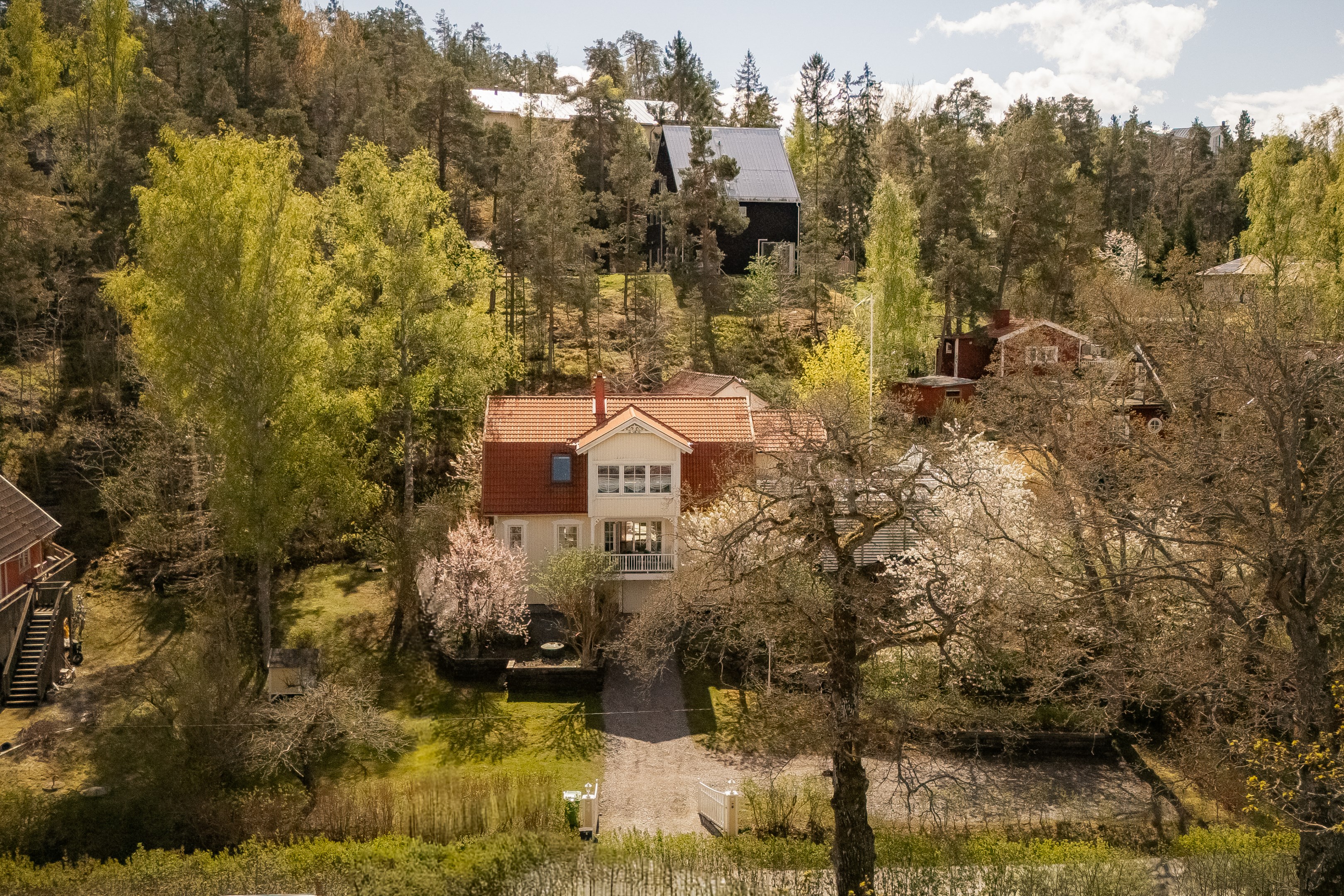 Bostadsbild från Liljevalchsvägen 4, Till salu i Eriksvik, Nacka