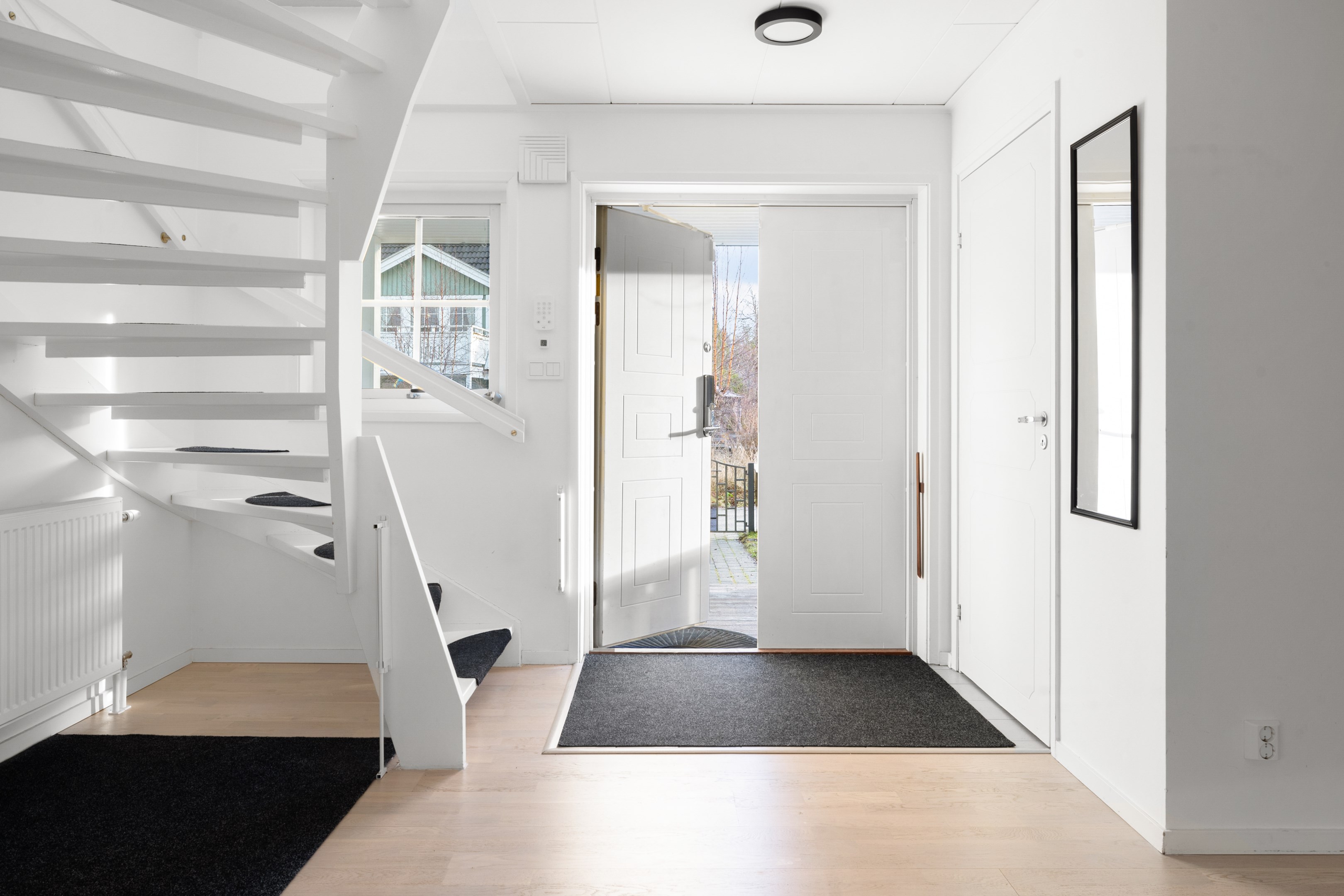 Bostadsbild från Ugglevägen 173, Till salu i Tumba, Botkyrka