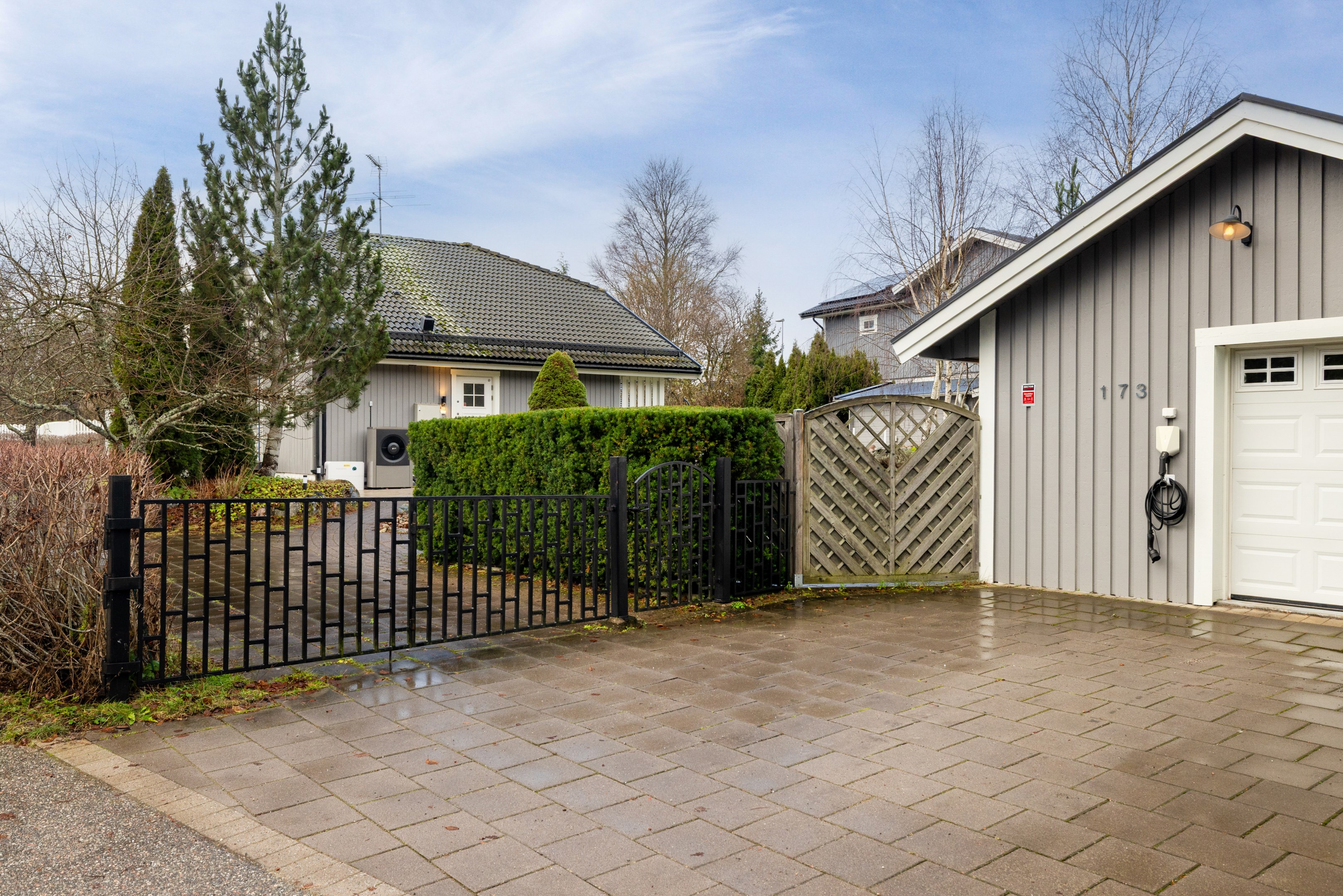 Bostadsbild från Ugglevägen 173, Till salu i Tumba, Botkyrka