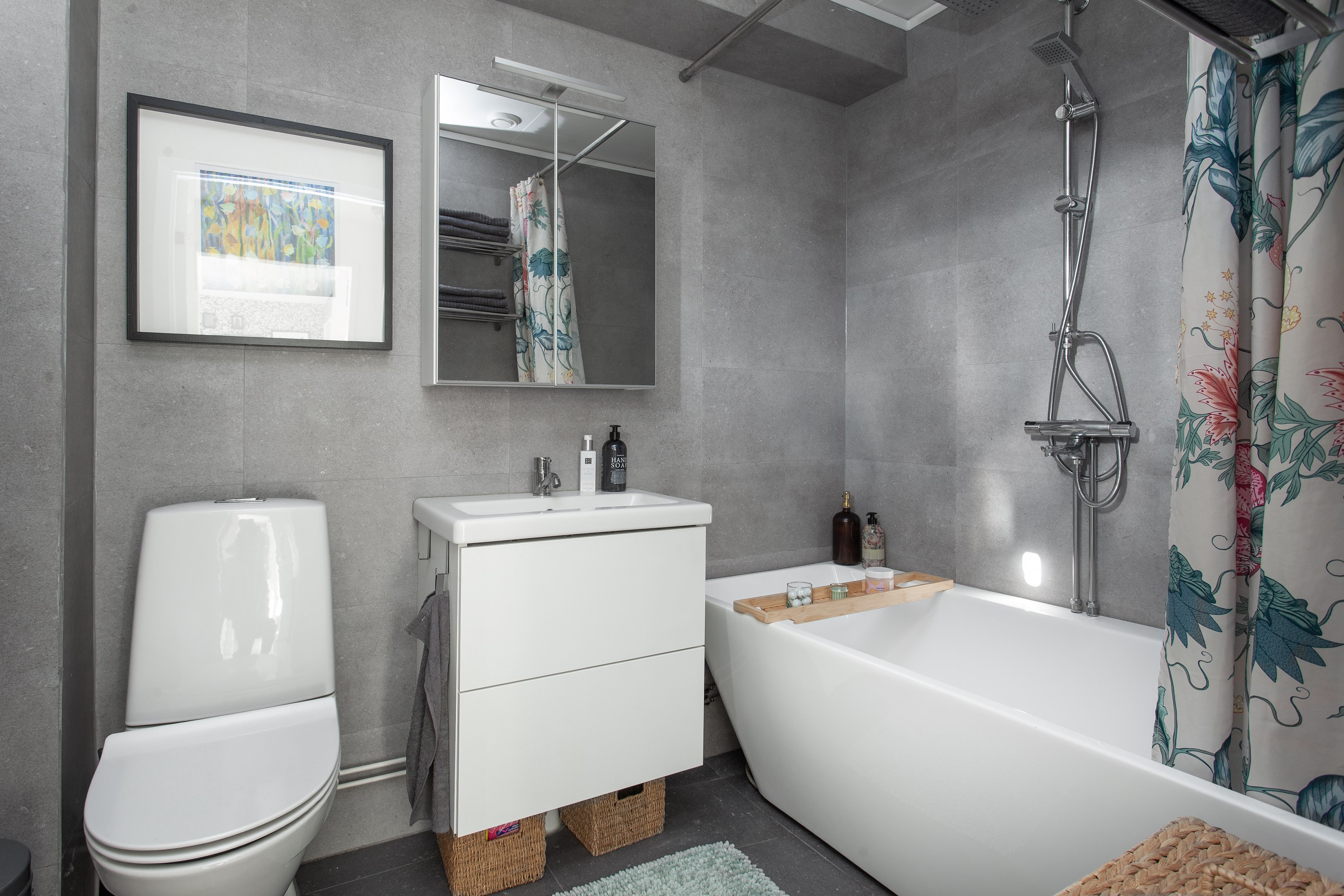 Bostadsbild från Libbyvägen 36, Såld i Gribbylund, Täby