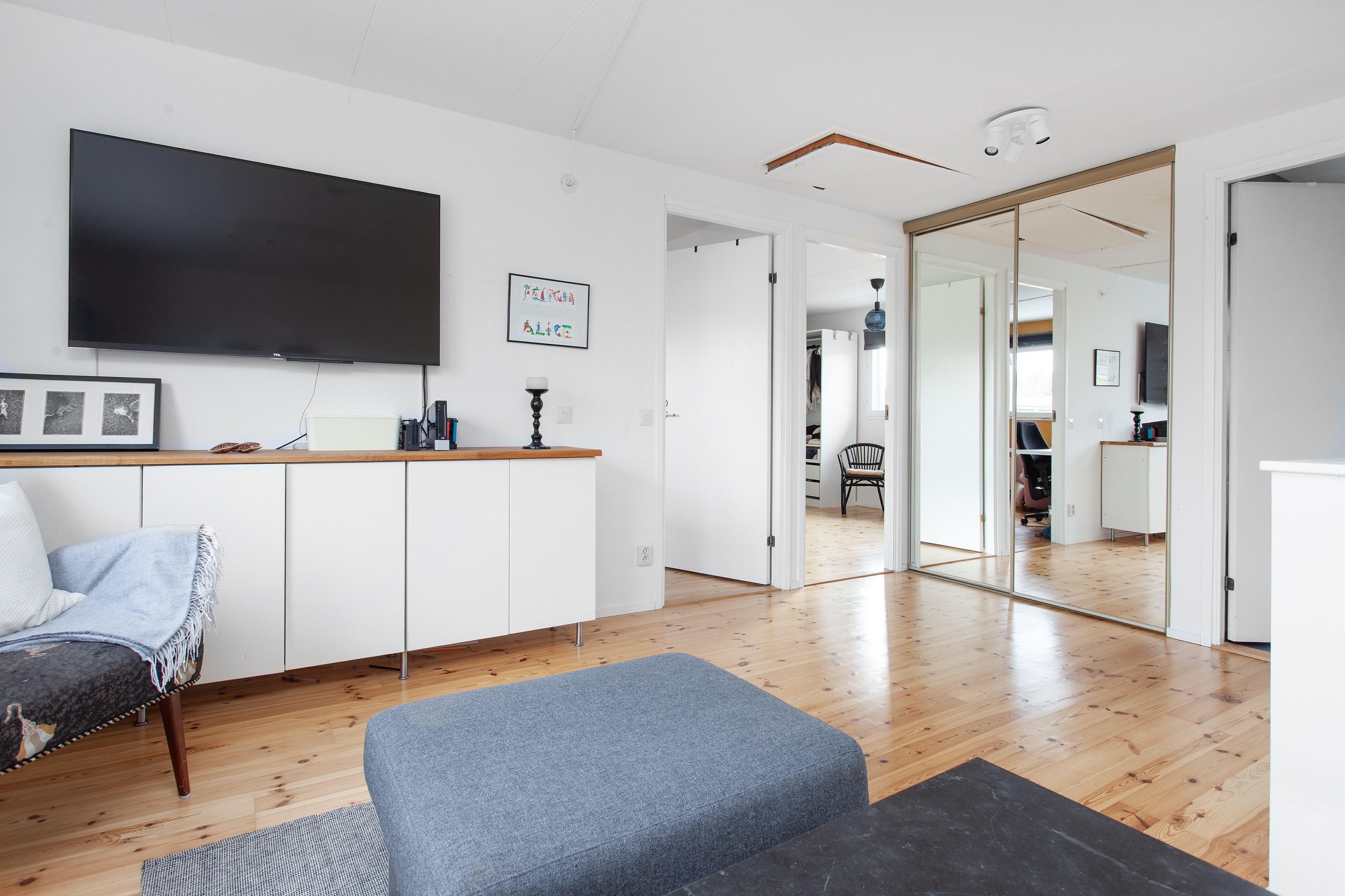 Bostadsbild från Libbyvägen 36, Såld i Gribbylund, Täby