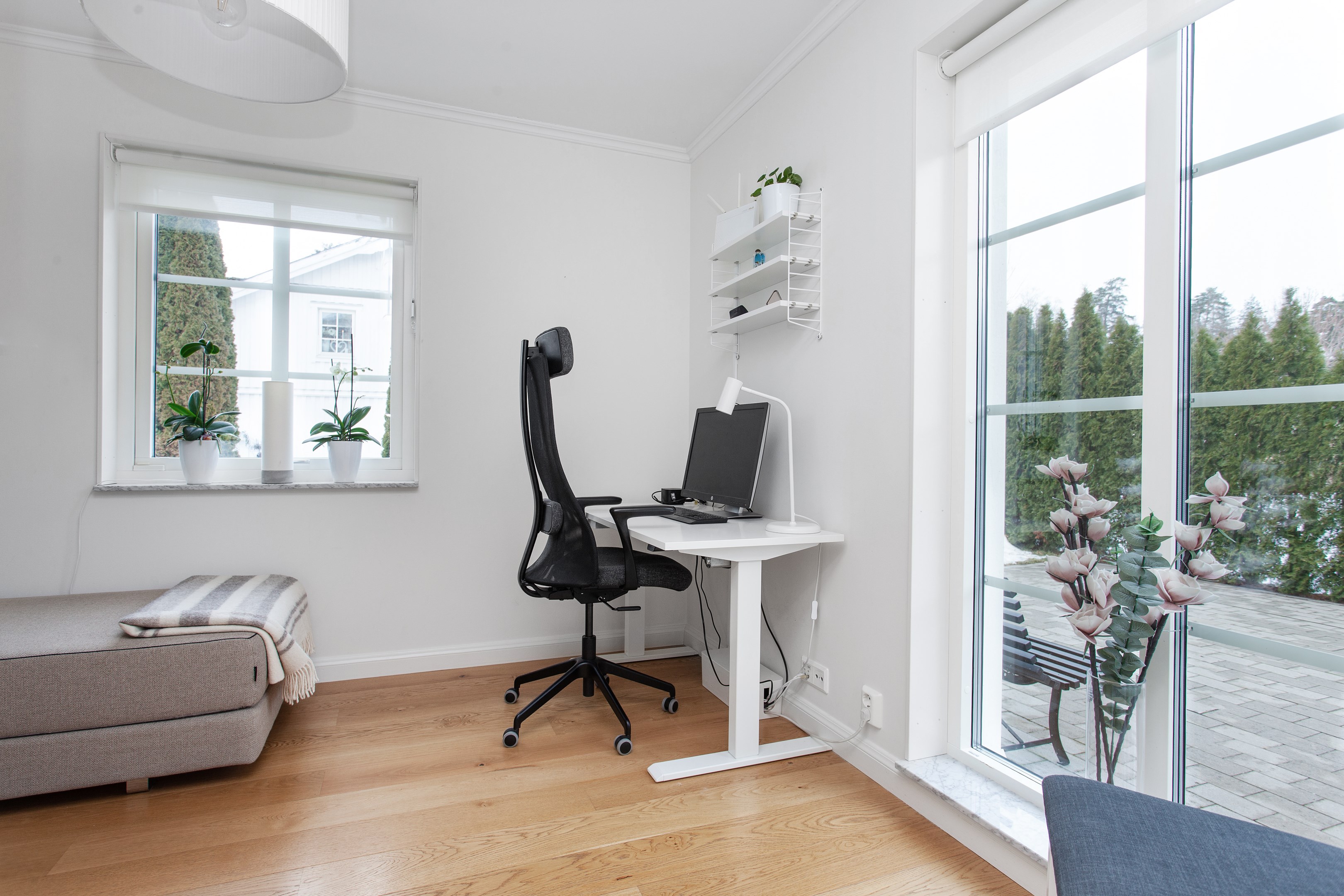 Bostadsbild från Källdisvägen 24, Till salu i Täby Kyrkby, Täby