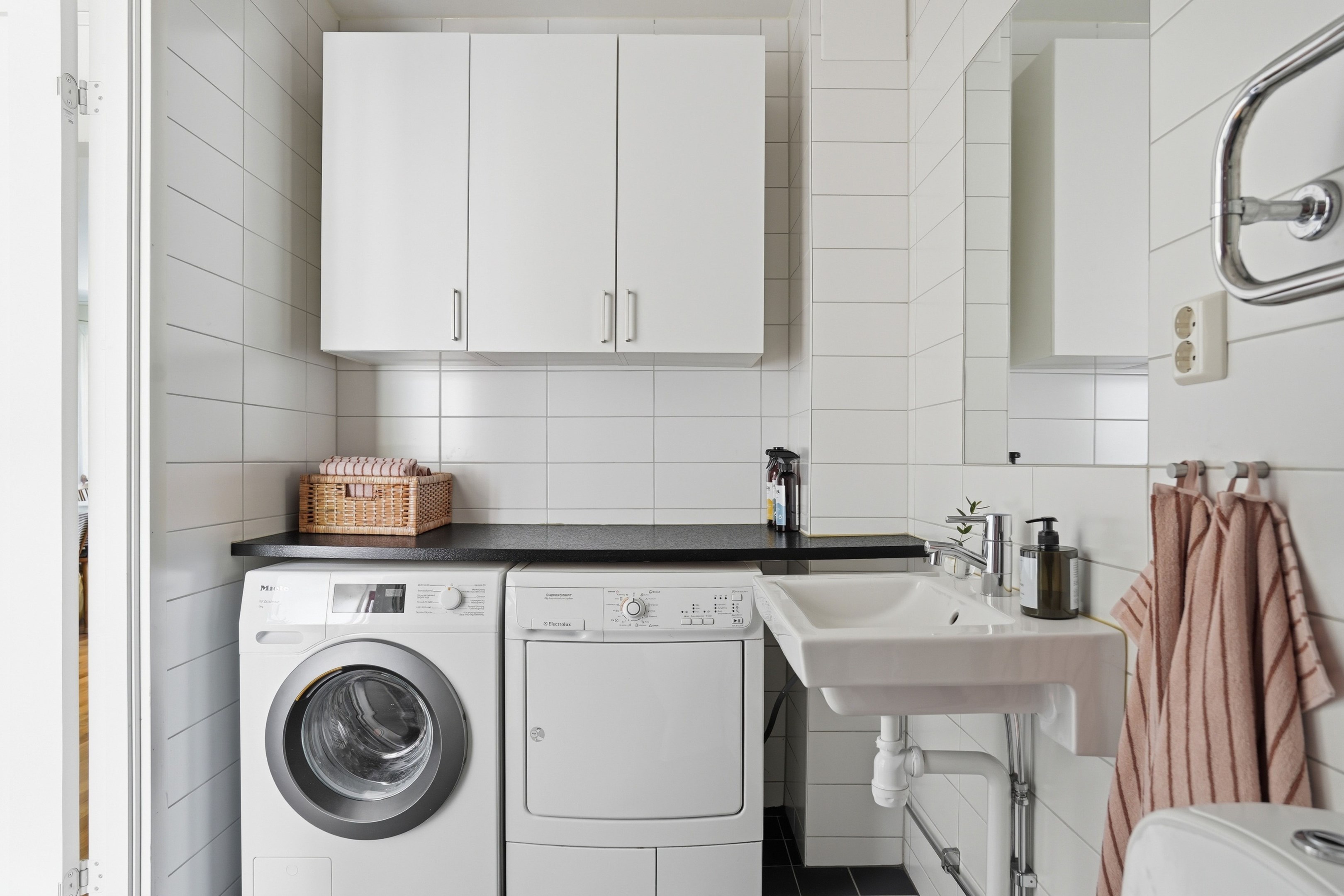Bostadsbild från Arkeologvägen 32, Till salu i Gamla Uppsala, Uppsala