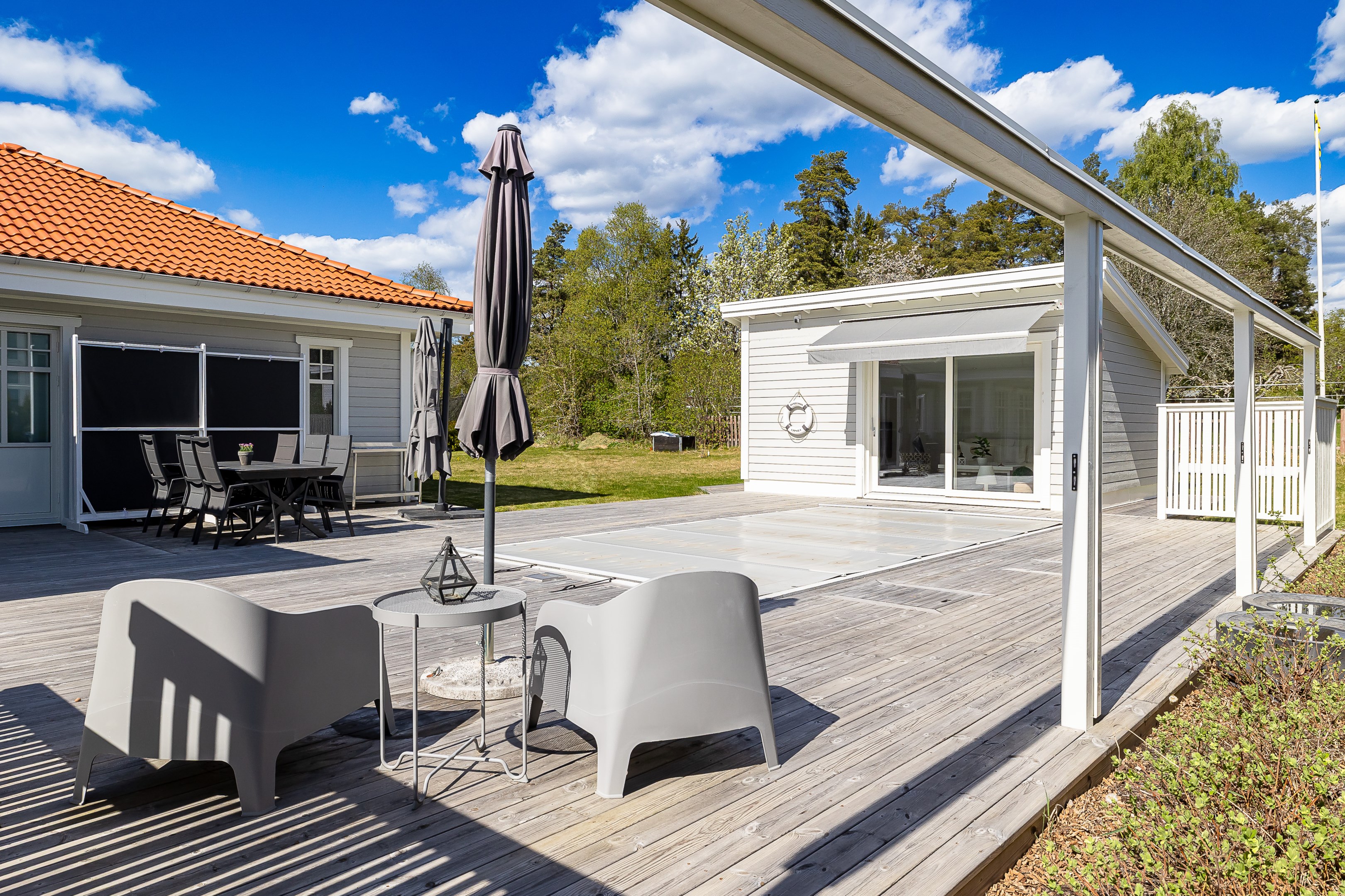 Bostadsbild från Kastanjeblomsvägen 4, Till salu i Skölsta, Uppsala