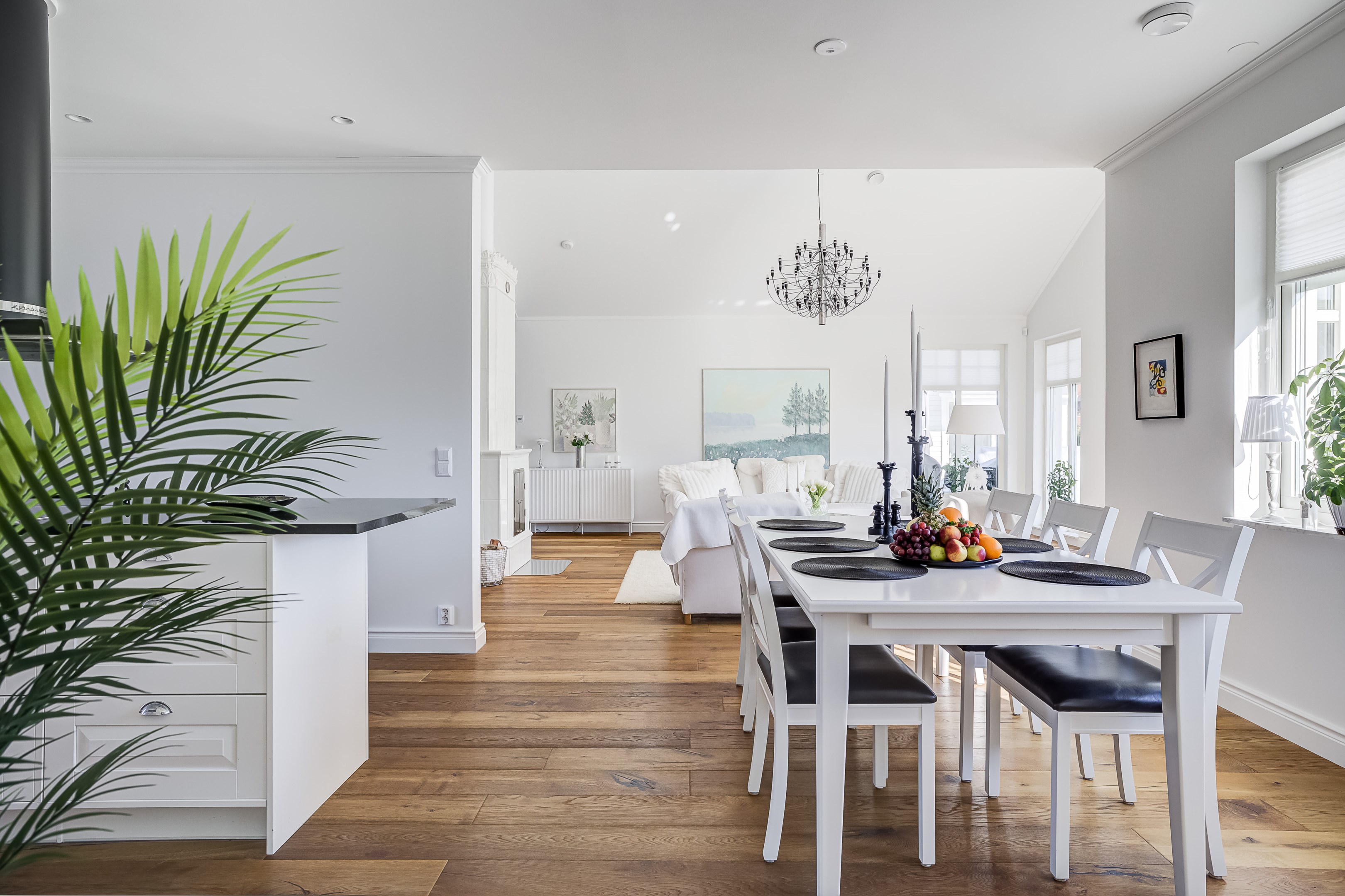 Bostadsbild från Kastanjeblomsvägen 4, Till salu i Skölsta, Uppsala