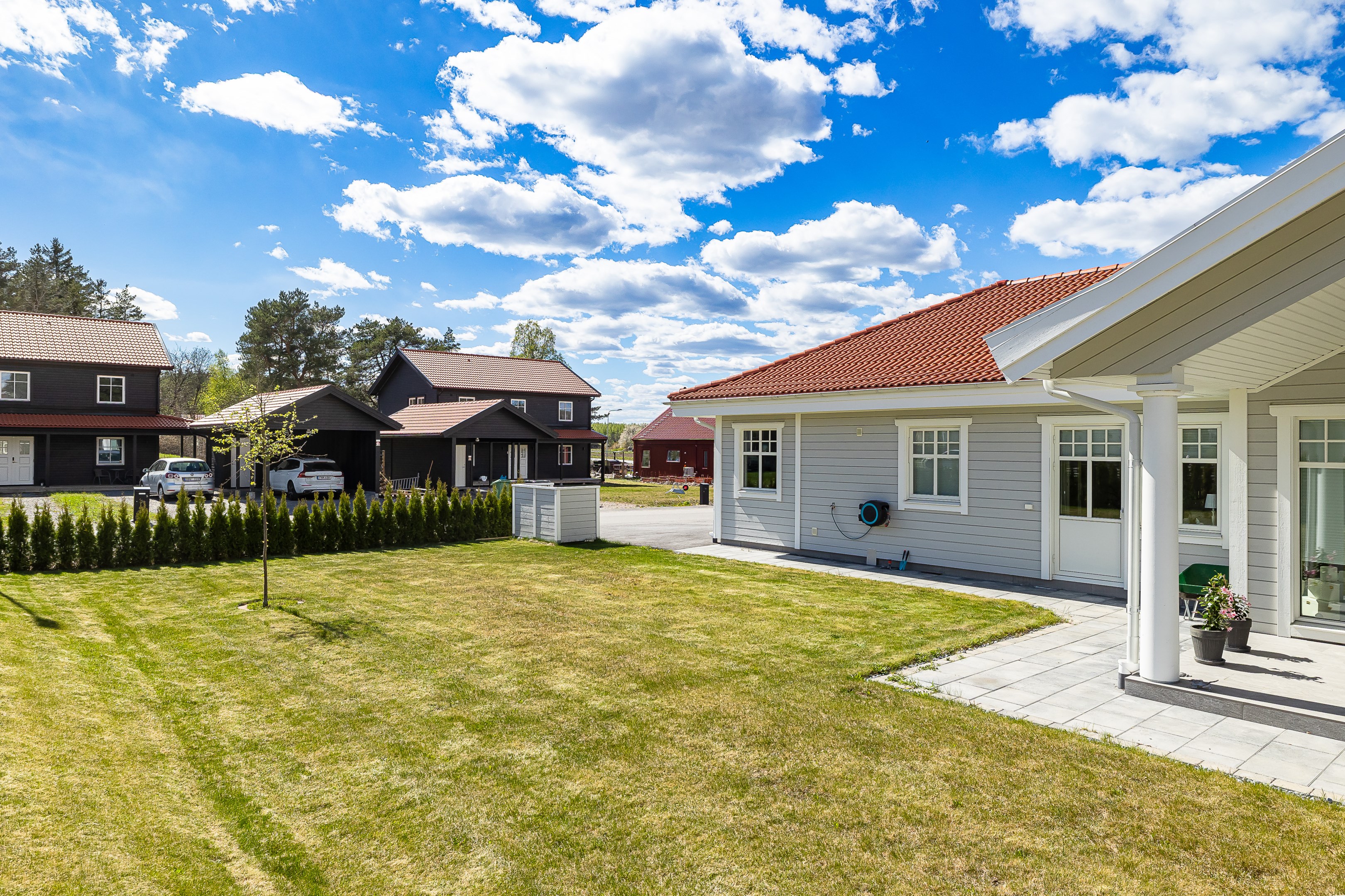 Bostadsbild från Kastanjeblomsvägen 4, Till salu i Skölsta, Uppsala