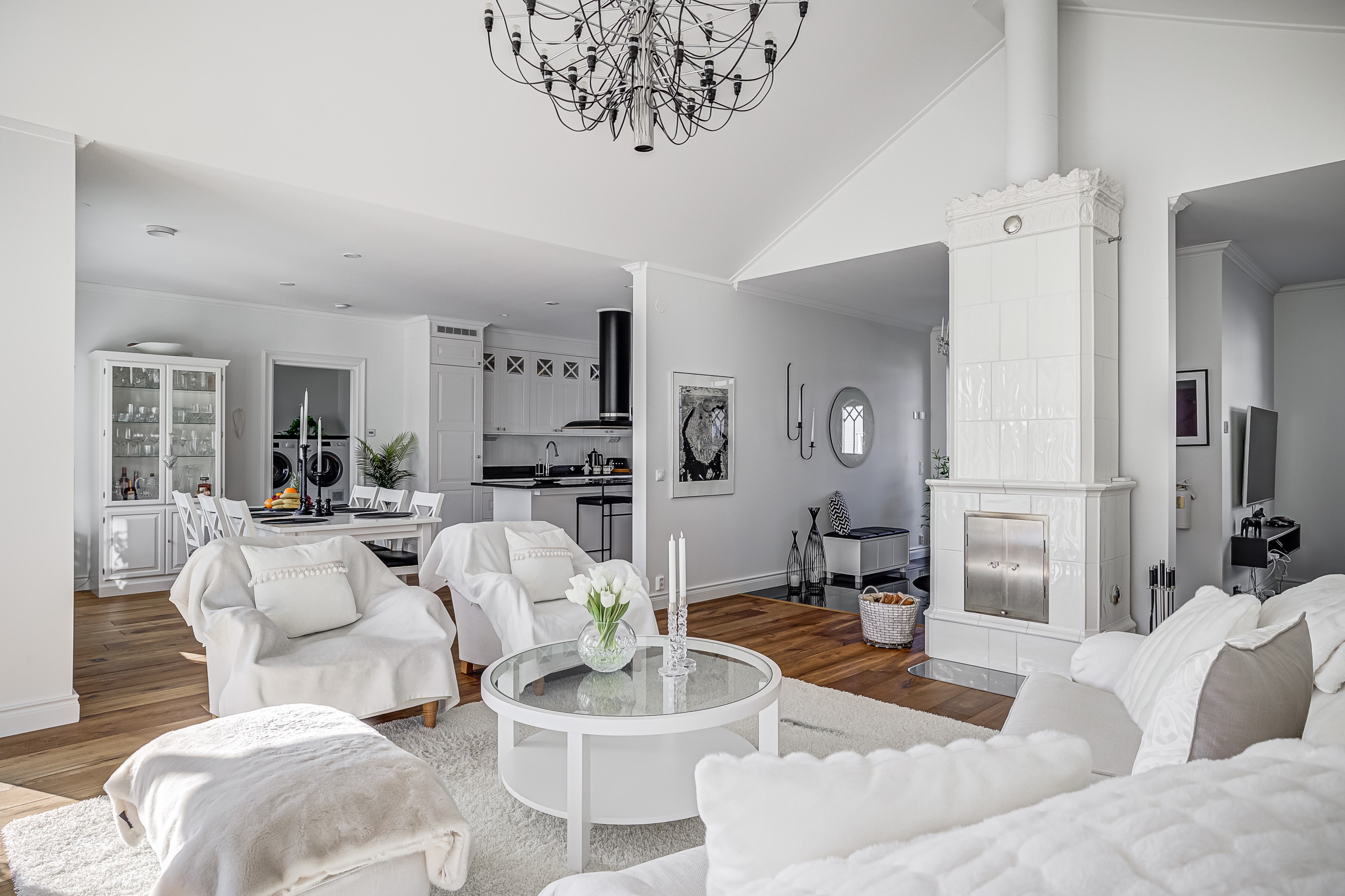 Bostadsbild från Kastanjeblomsvägen 4, Till salu i Skölsta, Uppsala