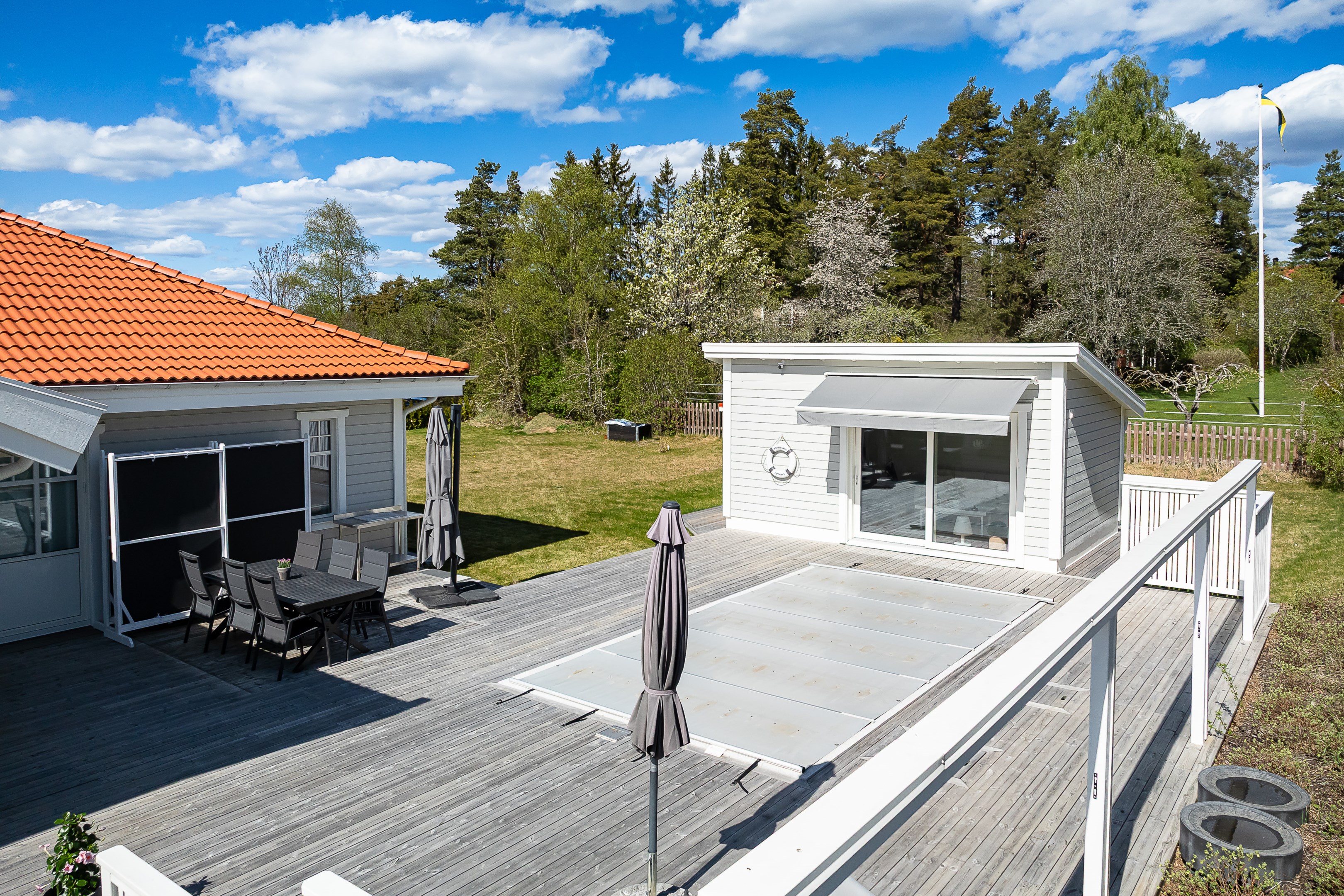 Bostadsbild från Kastanjeblomsvägen 4, Till salu i Skölsta, Uppsala