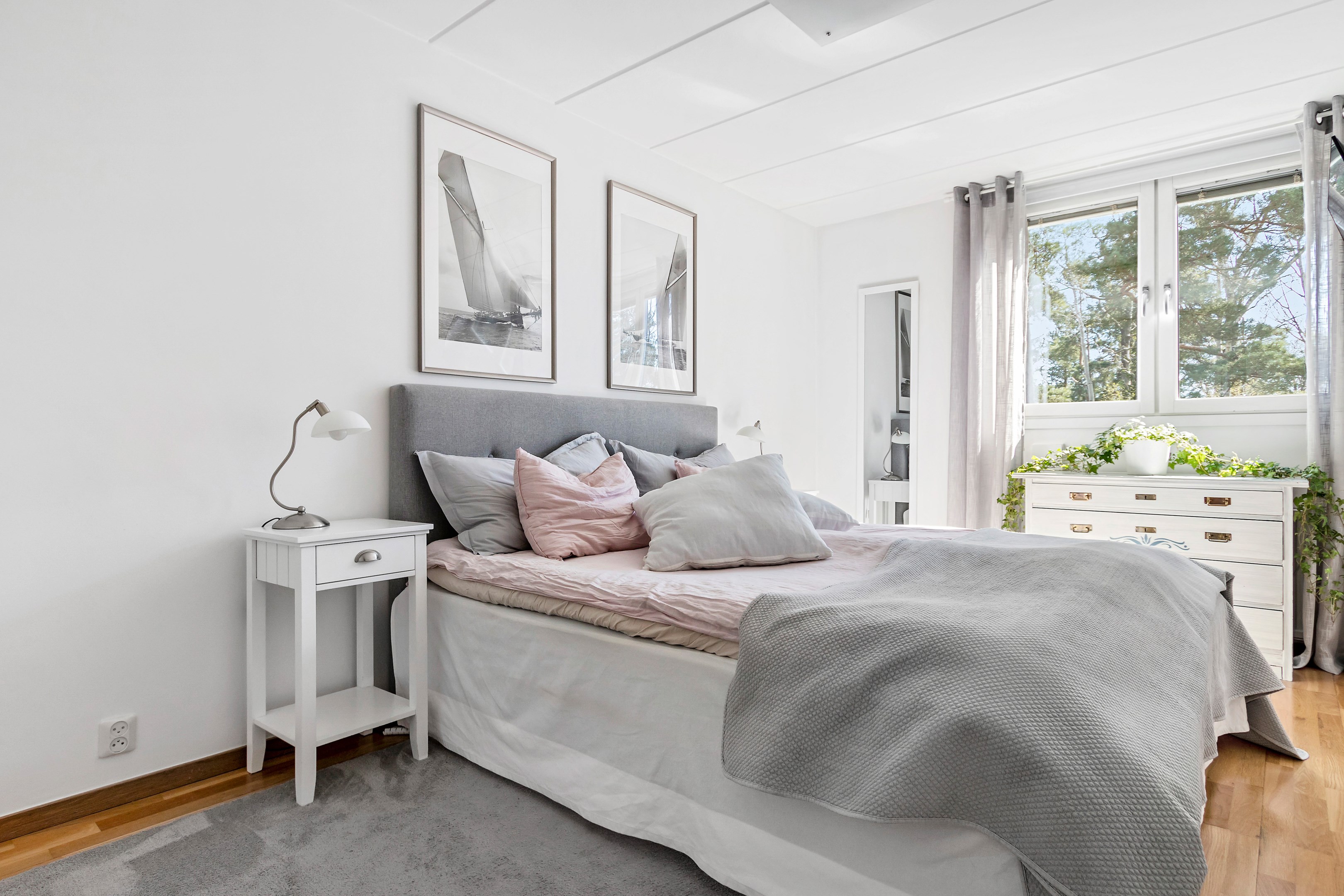 Bostadsbild från Knut Stangenbergs väg 30, Till salu i Duvnäs Utskog, Nacka
