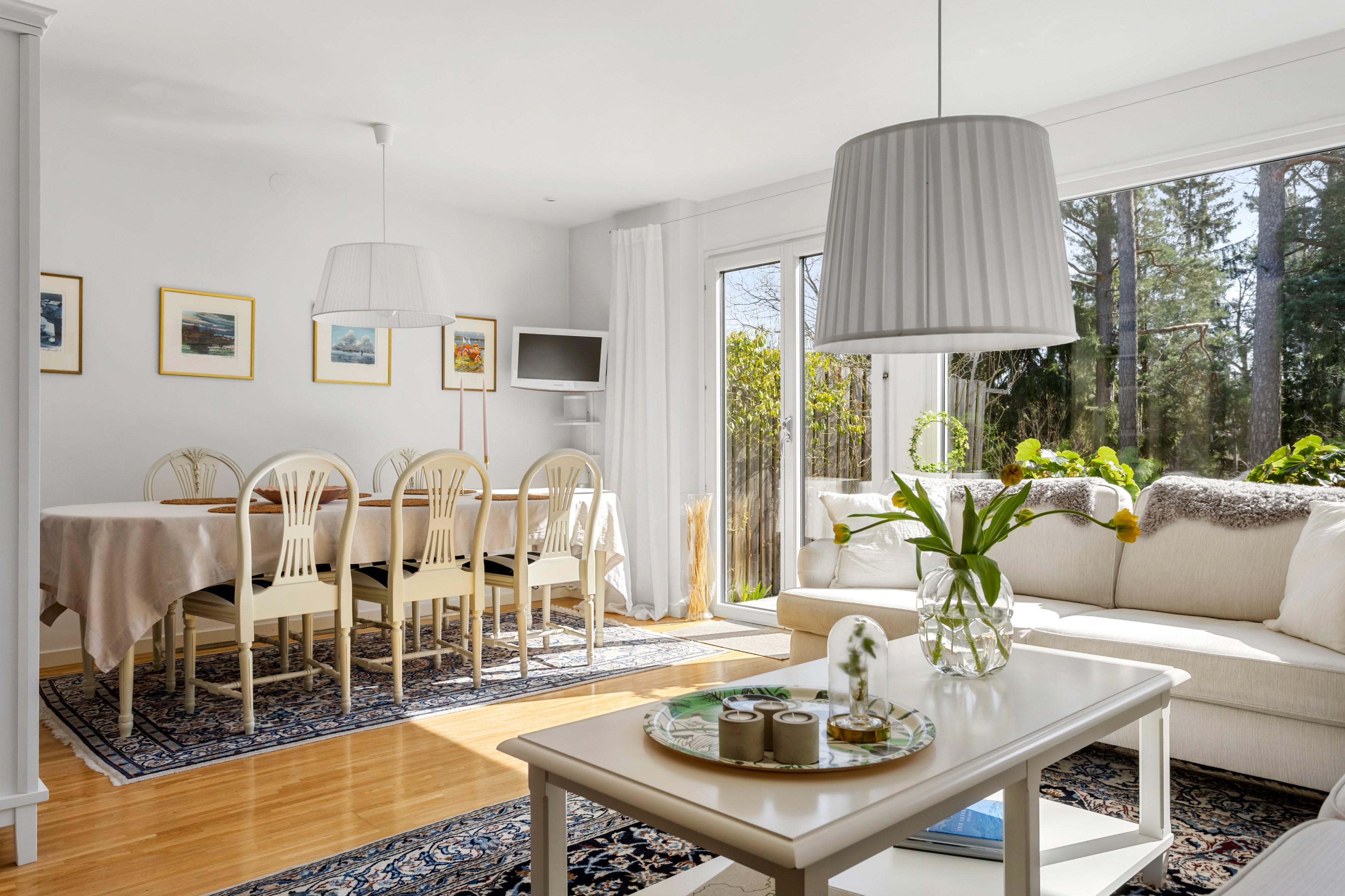 Bostadsbild från Knut Stangenbergs väg 30, Till salu i Duvnäs Utskog, Nacka