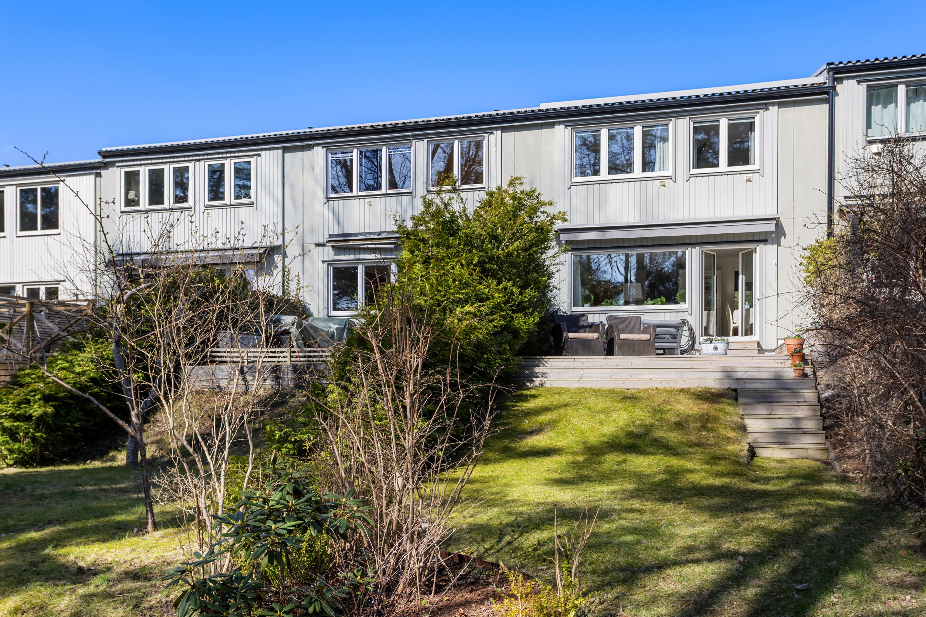 Bostadsbild från Knut Stangenbergs väg 30, Till salu i Duvnäs Utskog, Nacka