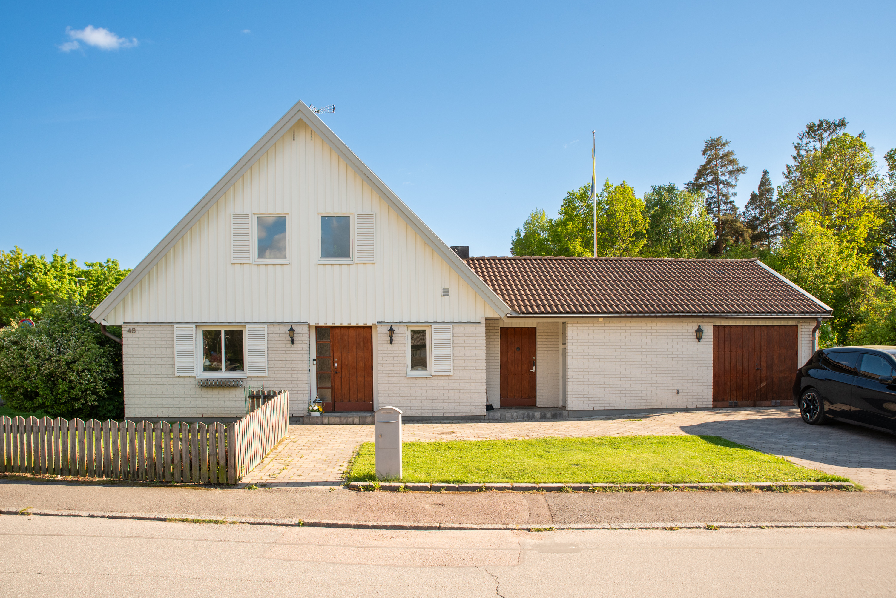 Bostadsbild från Ormbergssvängen 48, Till salu i Ormberget, Västerås