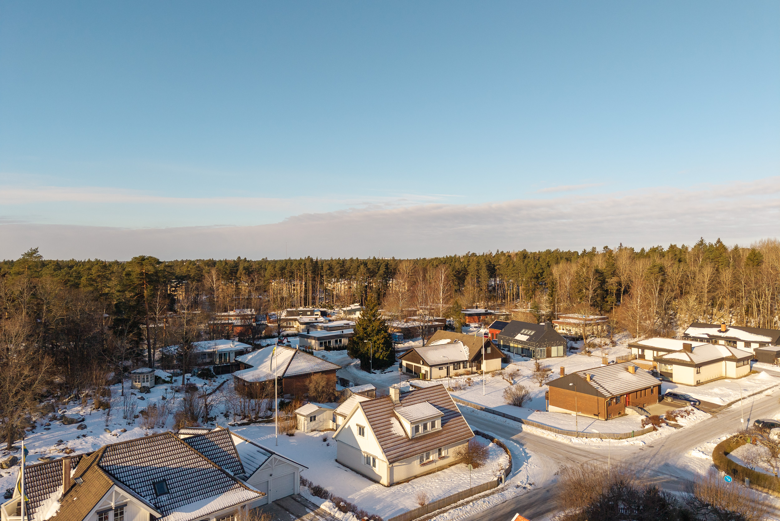 Bostadsbild från Ormbergssvängen 48, Till salu i Ormberget, Västerås