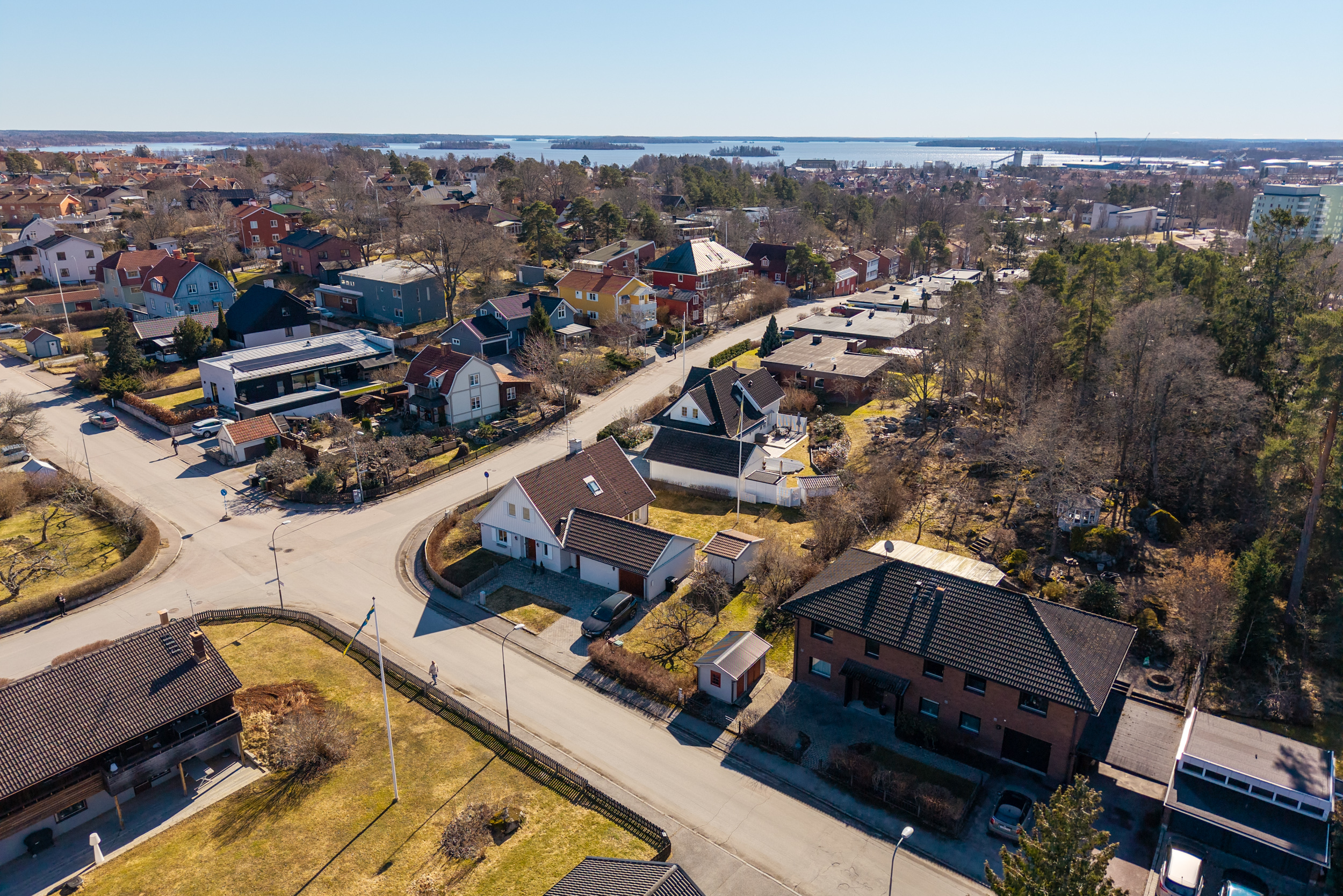 Bostadsbild från Ormbergssvängen 48, Till salu i Ormberget, Västerås